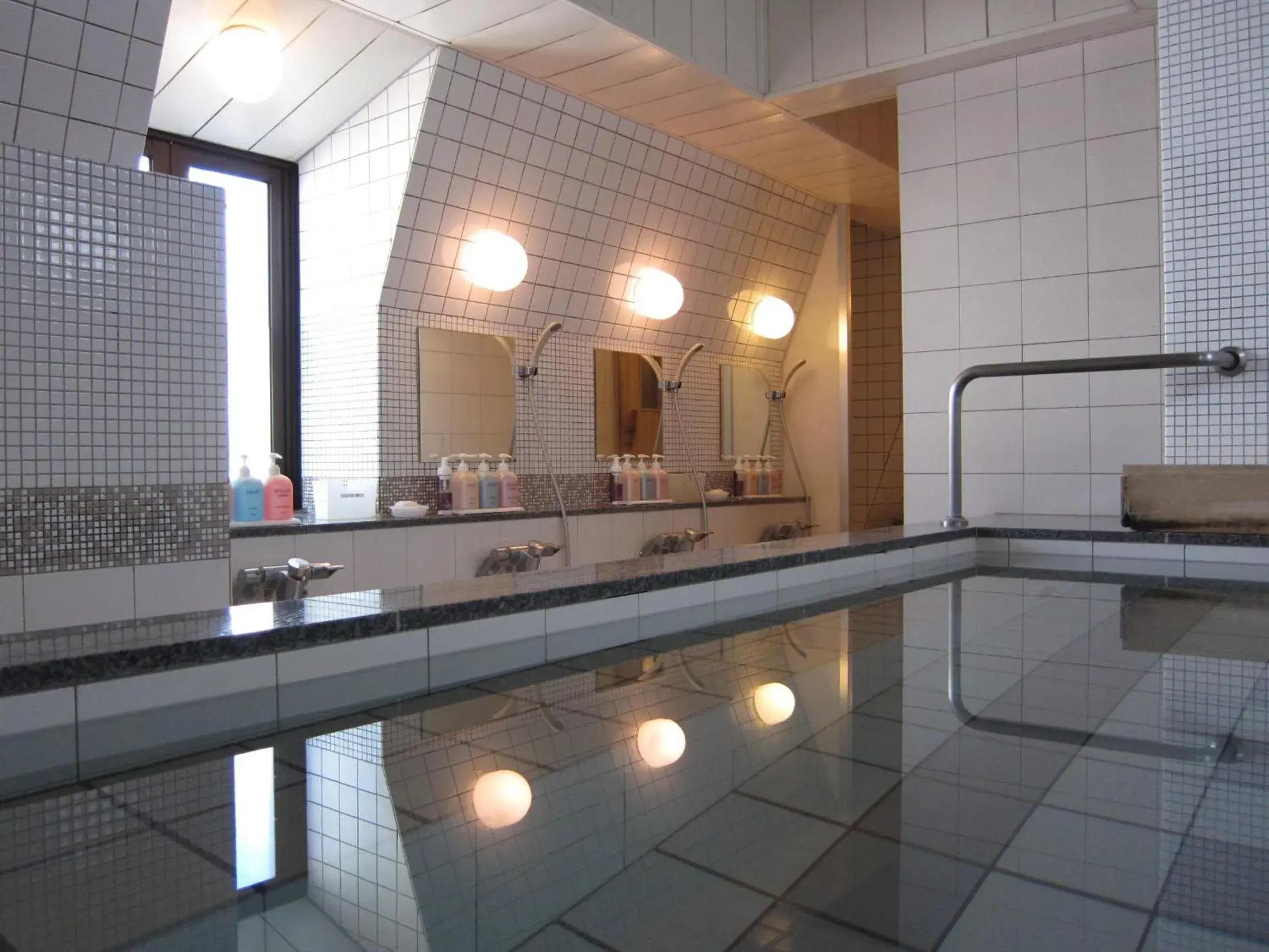 Spa and wellness centre/facilities, Swimming Pool in Hotel New Station