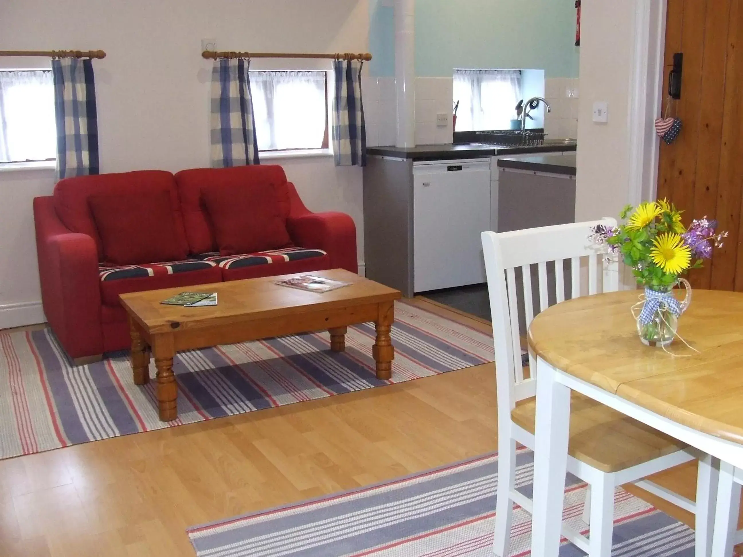 Living room, Seating Area in Lobhill Farmhouse Bed and Breakfast and Self Catering Accommodation