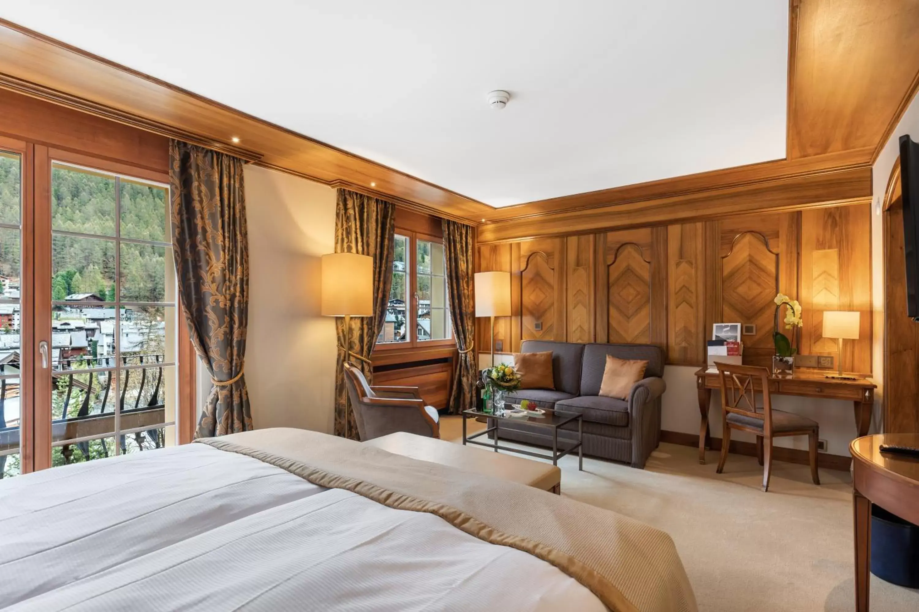 Bedroom in Grand Hotel Zermatterhof