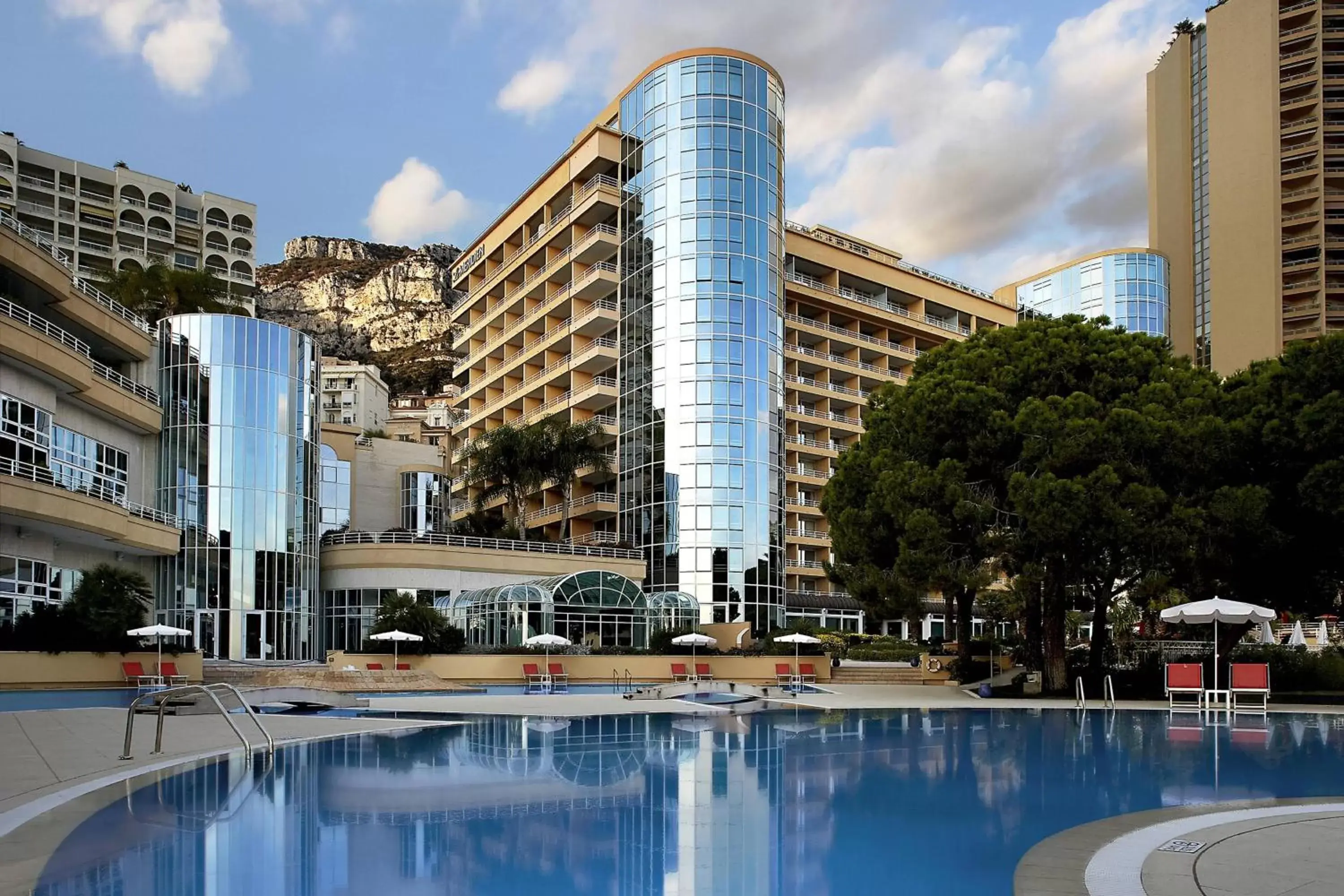 Property building, Swimming Pool in Le Méridien Beach Plaza