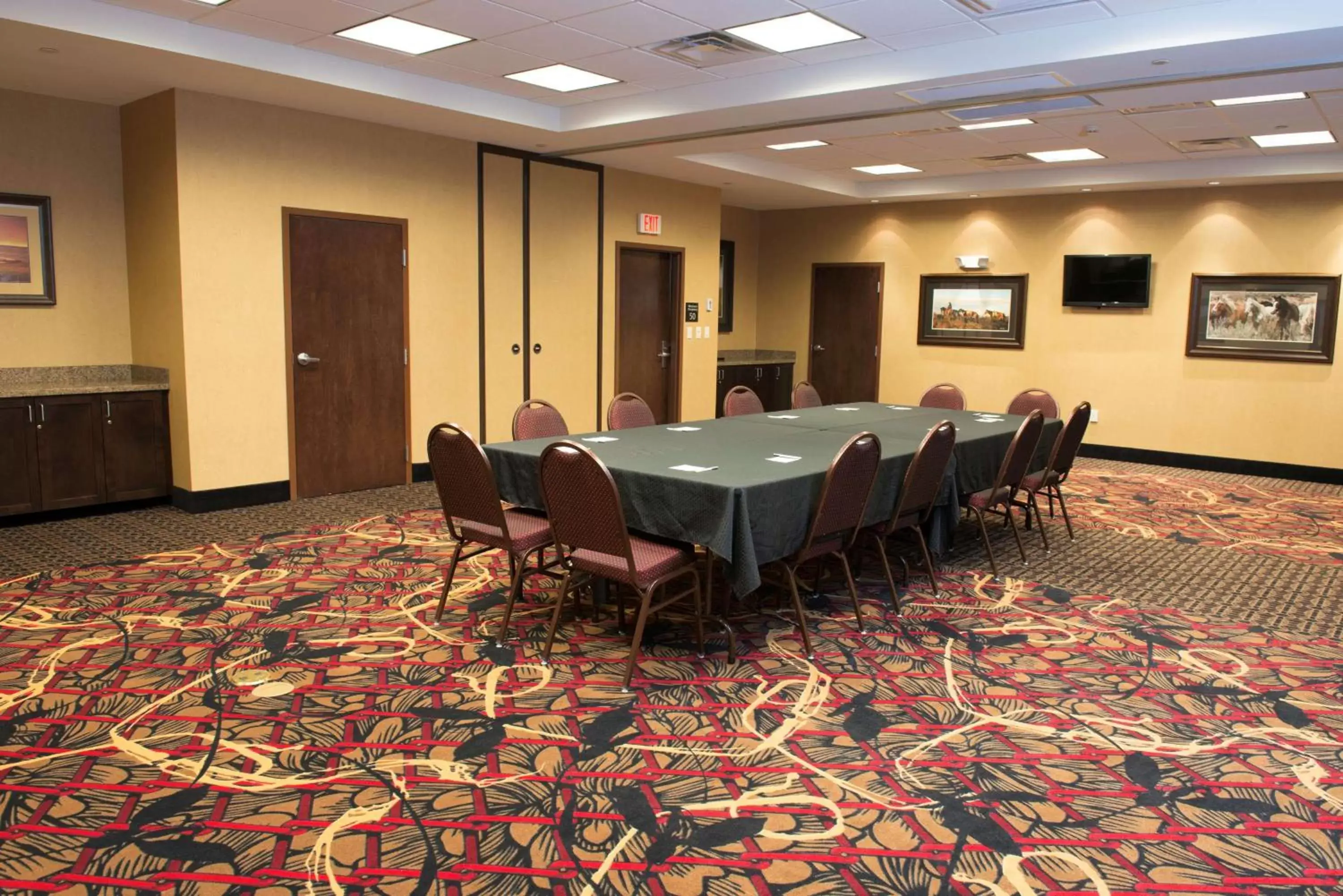 Meeting/conference room in Hampton Inn & Suites Bismarck Northwest