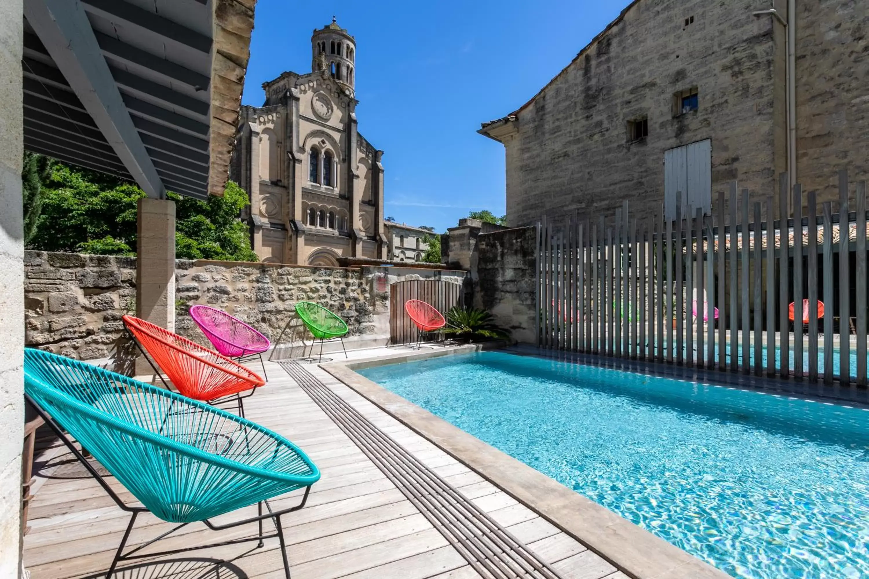 Nearby landmark, Swimming Pool in Boutique Hôtel Entraigues