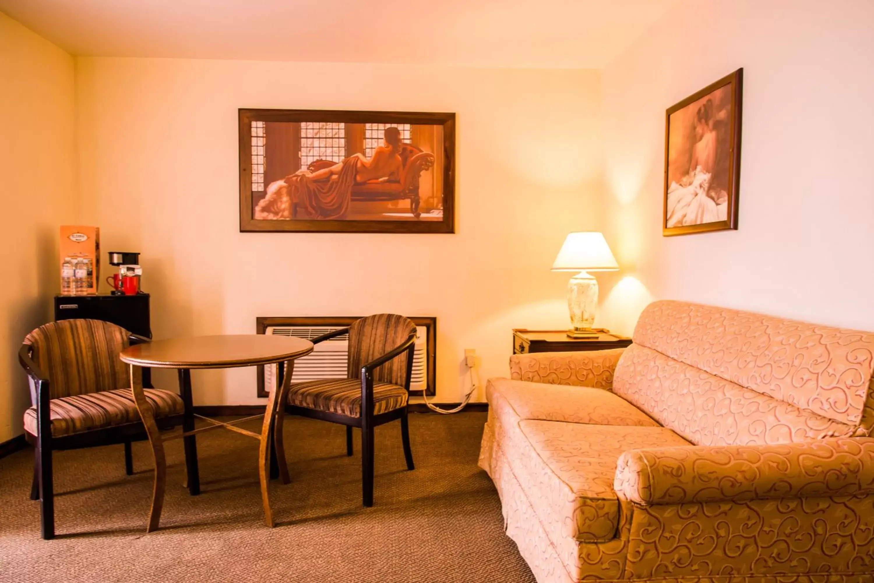 Coffee/tea facilities, Seating Area in Hotel María Bonita Consulado Americano