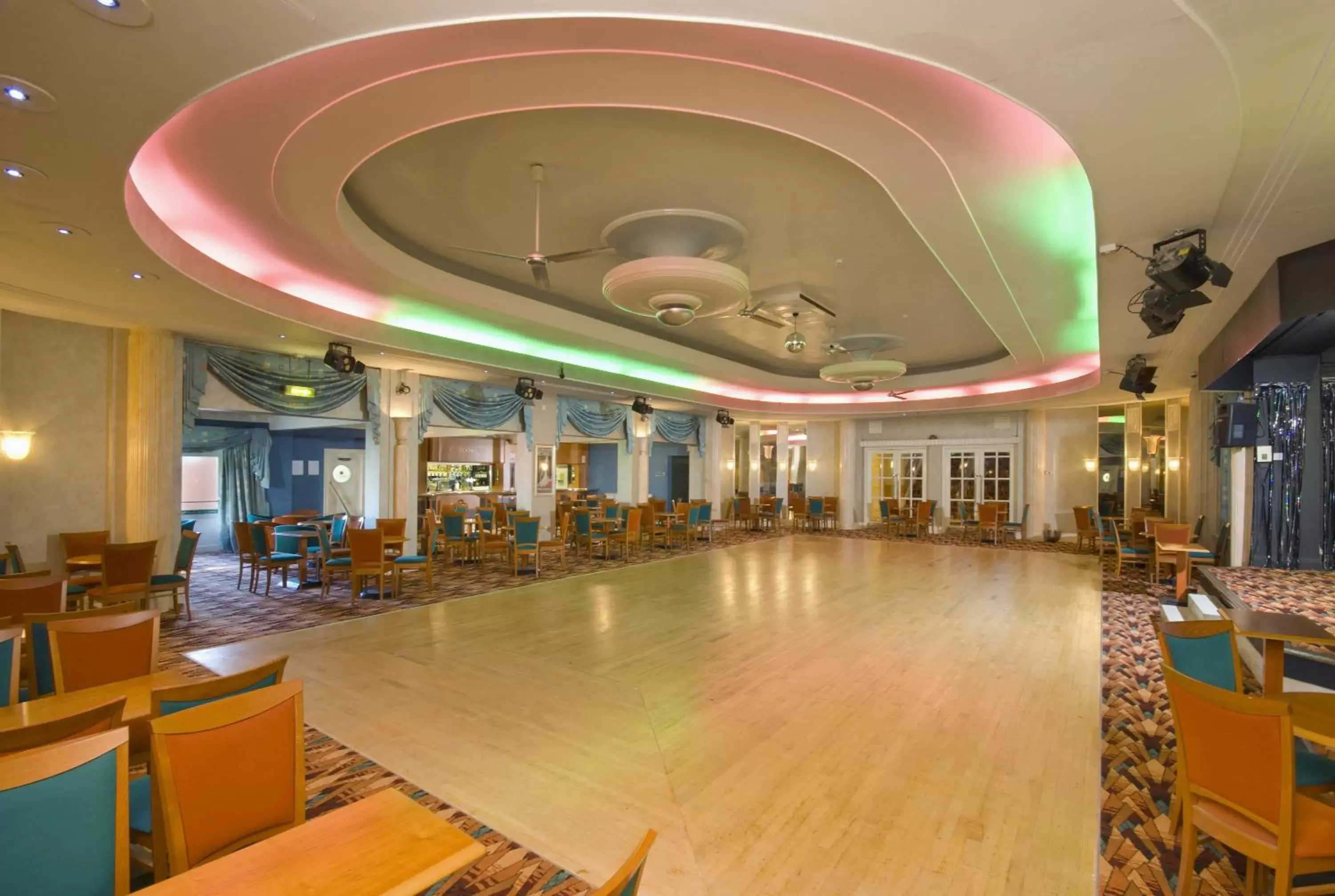 Lounge or bar in The Grand Atlantic Hotel Lounge or bar in The Grand Atlantic Hotel