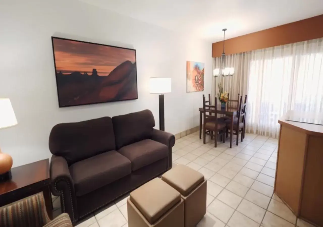 Living room, Seating Area in Los Abrigados Resort and Spa