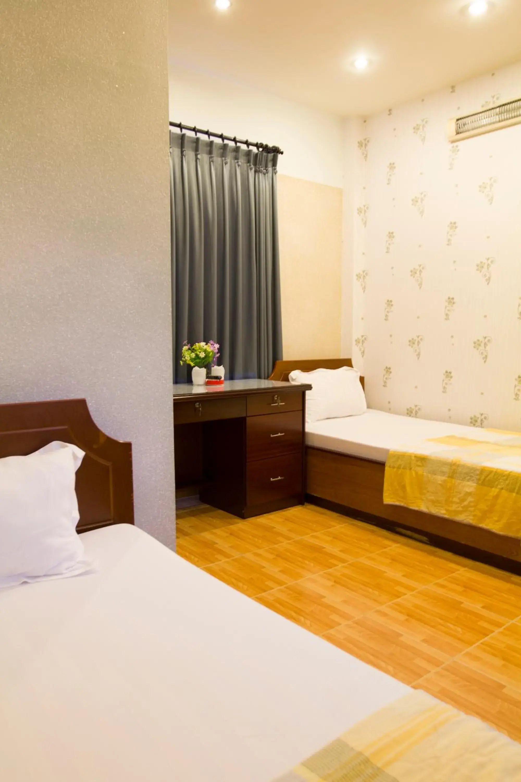 Superior Twin Room in Spring Hotel