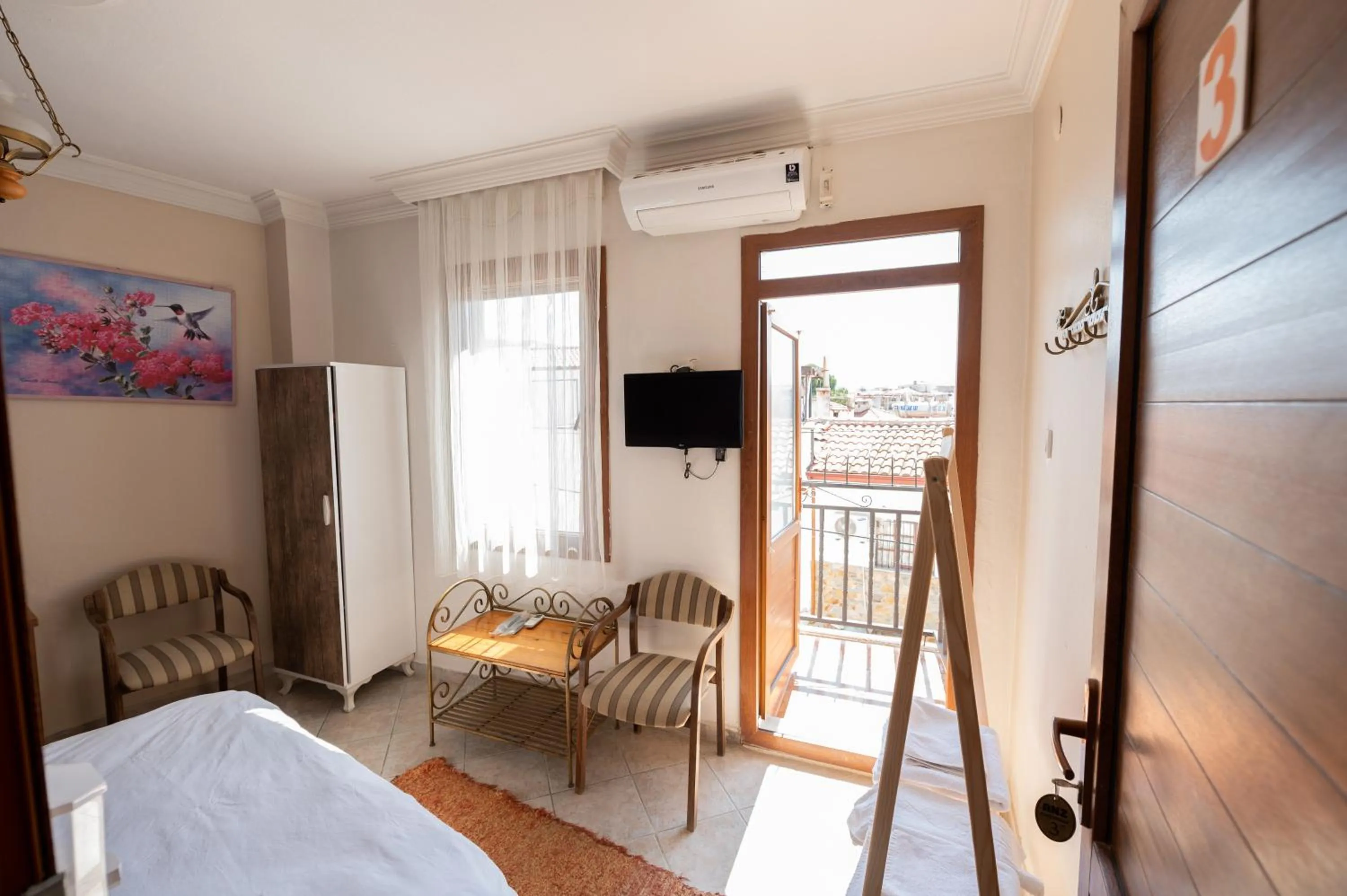 Property building, Bed in Anz Guest House Pansiyon