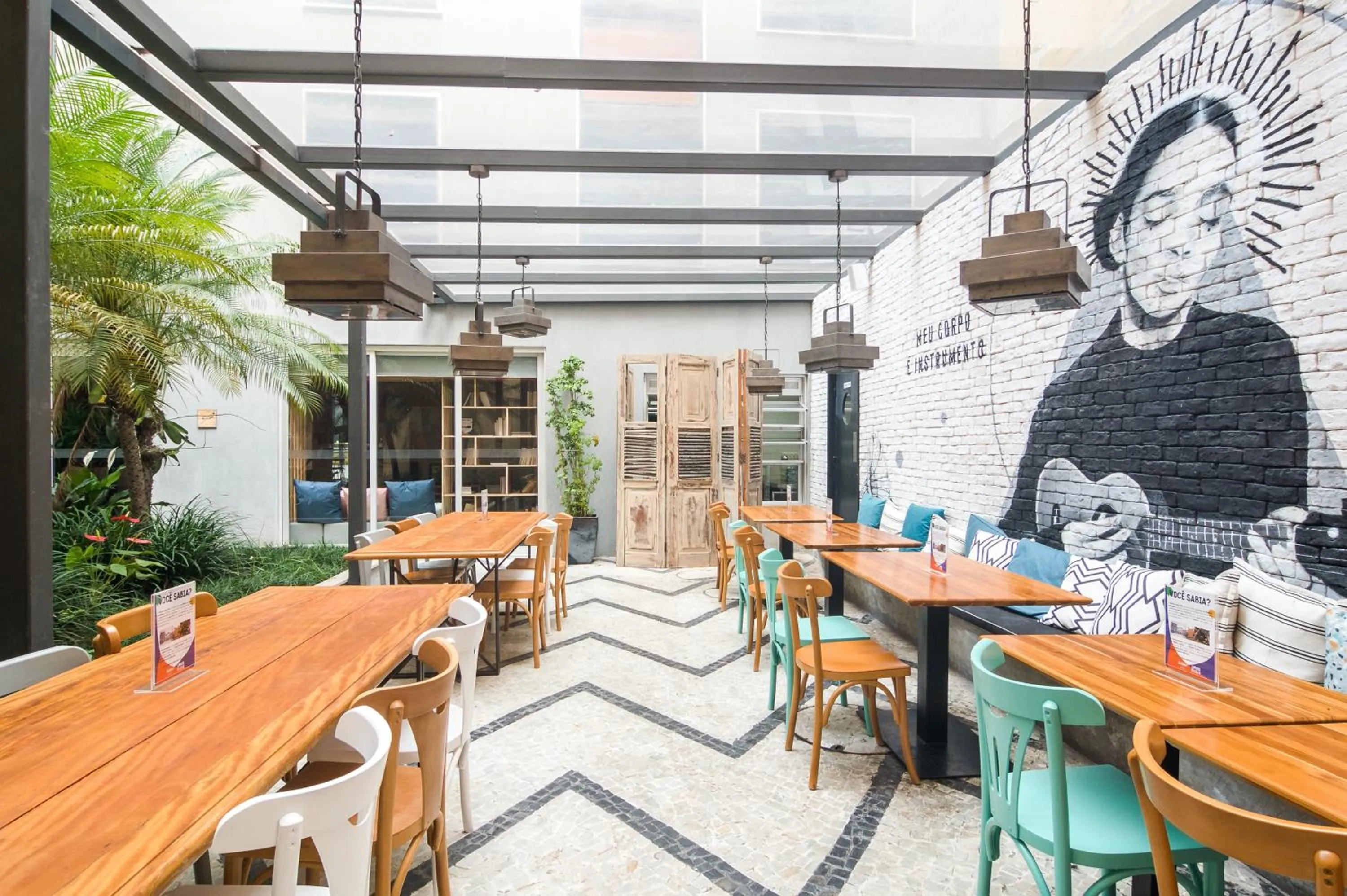 Restaurant/places to eat in Socialtel Lapa Rio de Janeiro