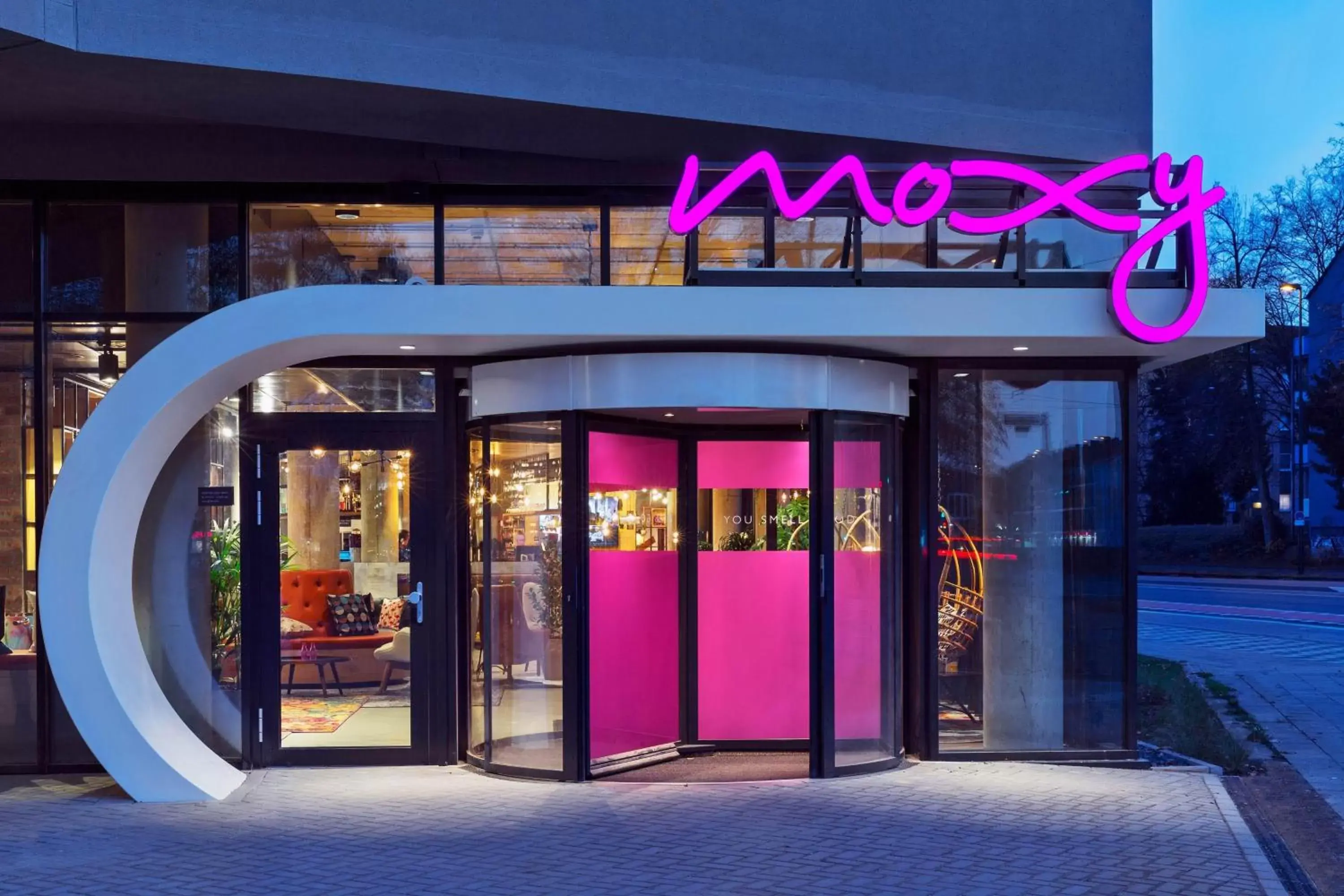 Property building in Moxy Duesseldorf South