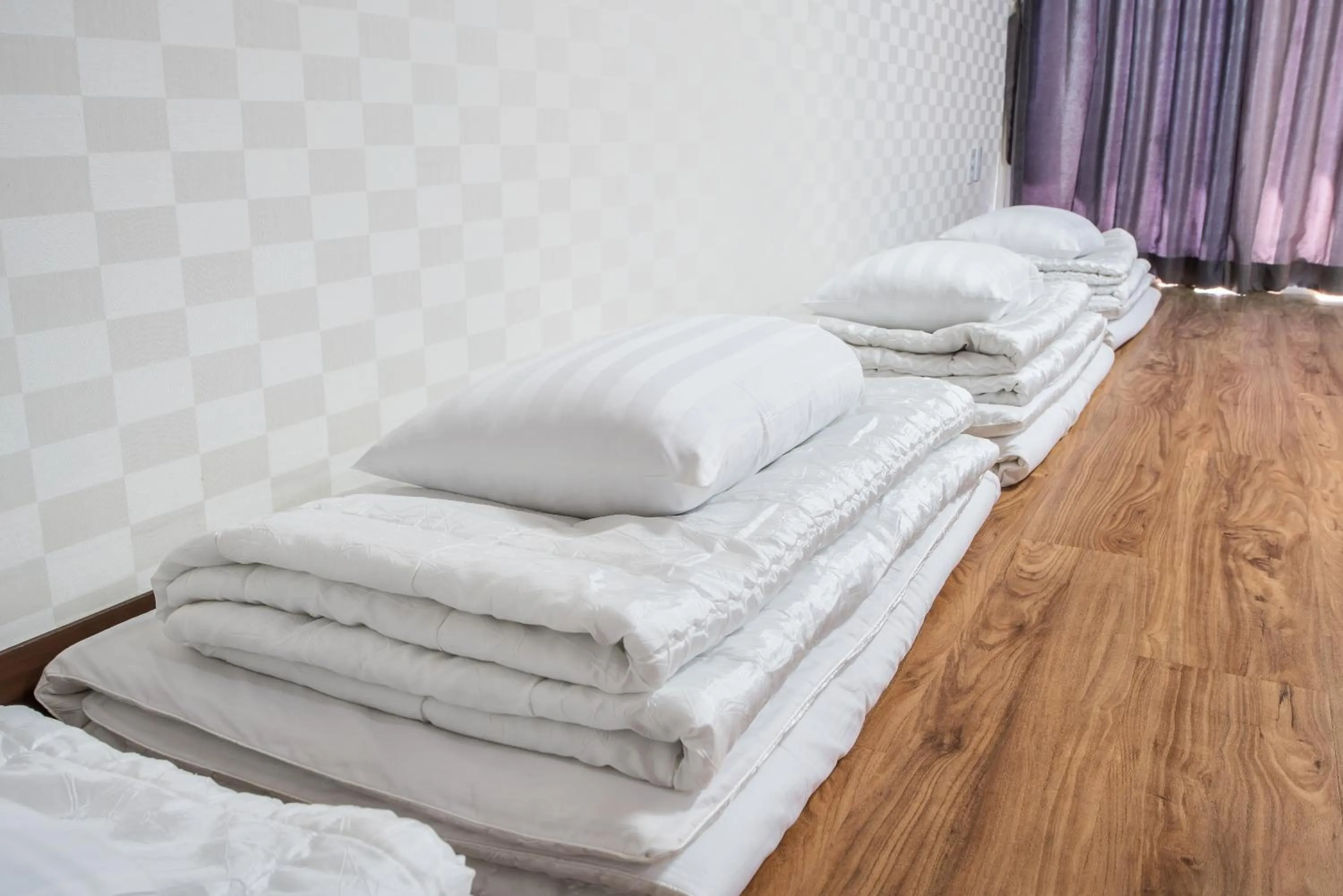 Bedroom, Bed in Breeze Bay Hotel