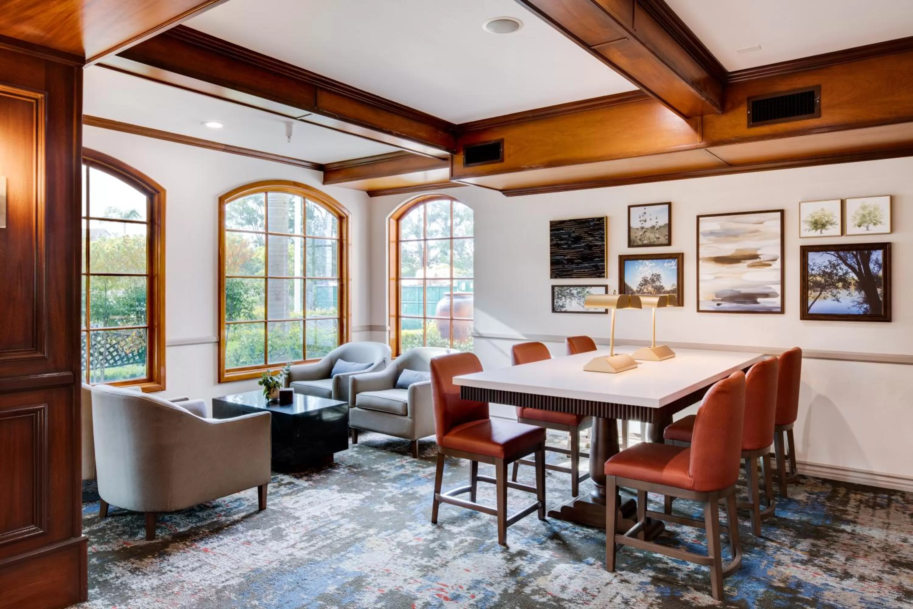 Seating area in Ayres Suites Mission Viejo - Lake Forest