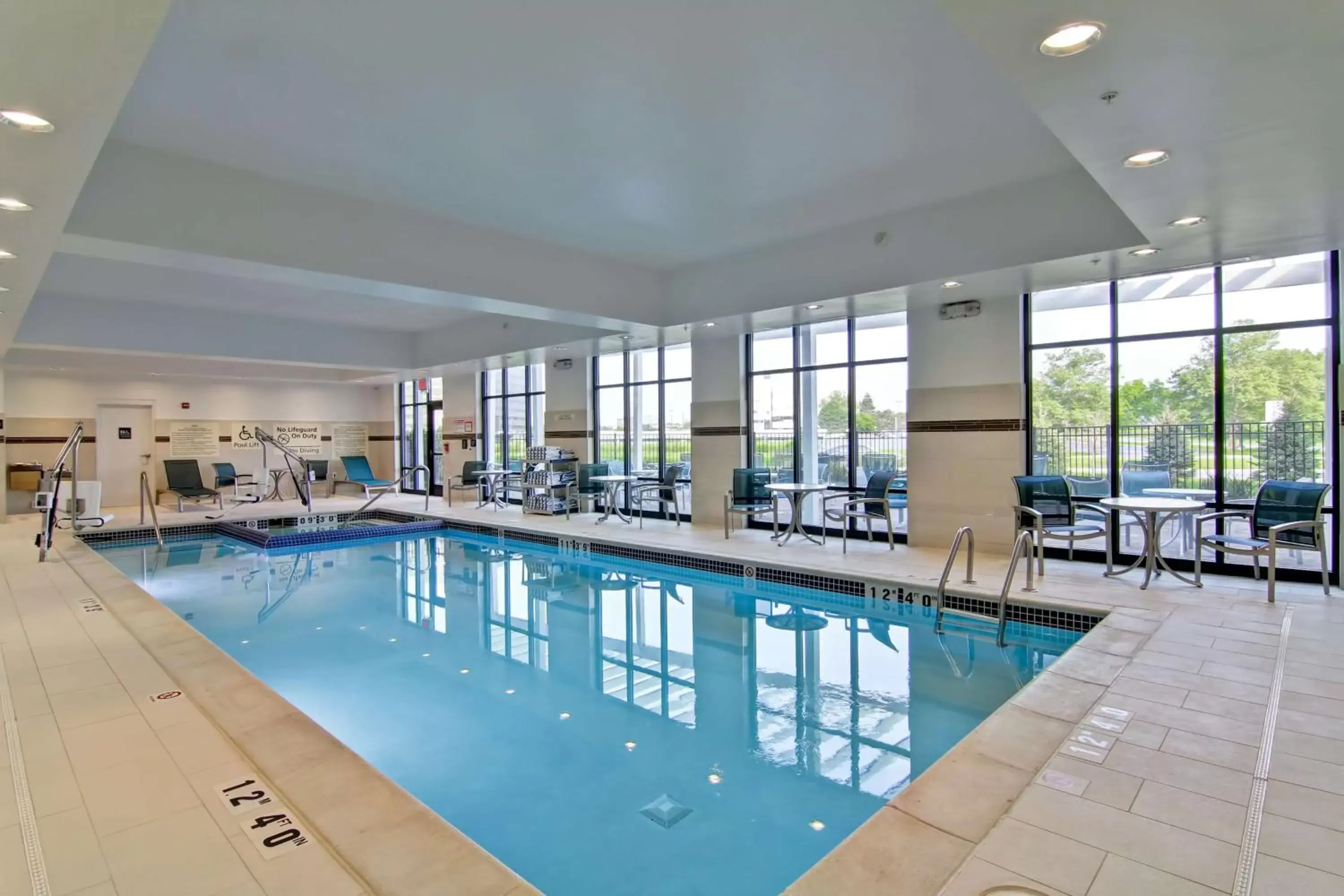 Pool view, Swimming Pool in Hampton Inn & Suites Detroit/Troy