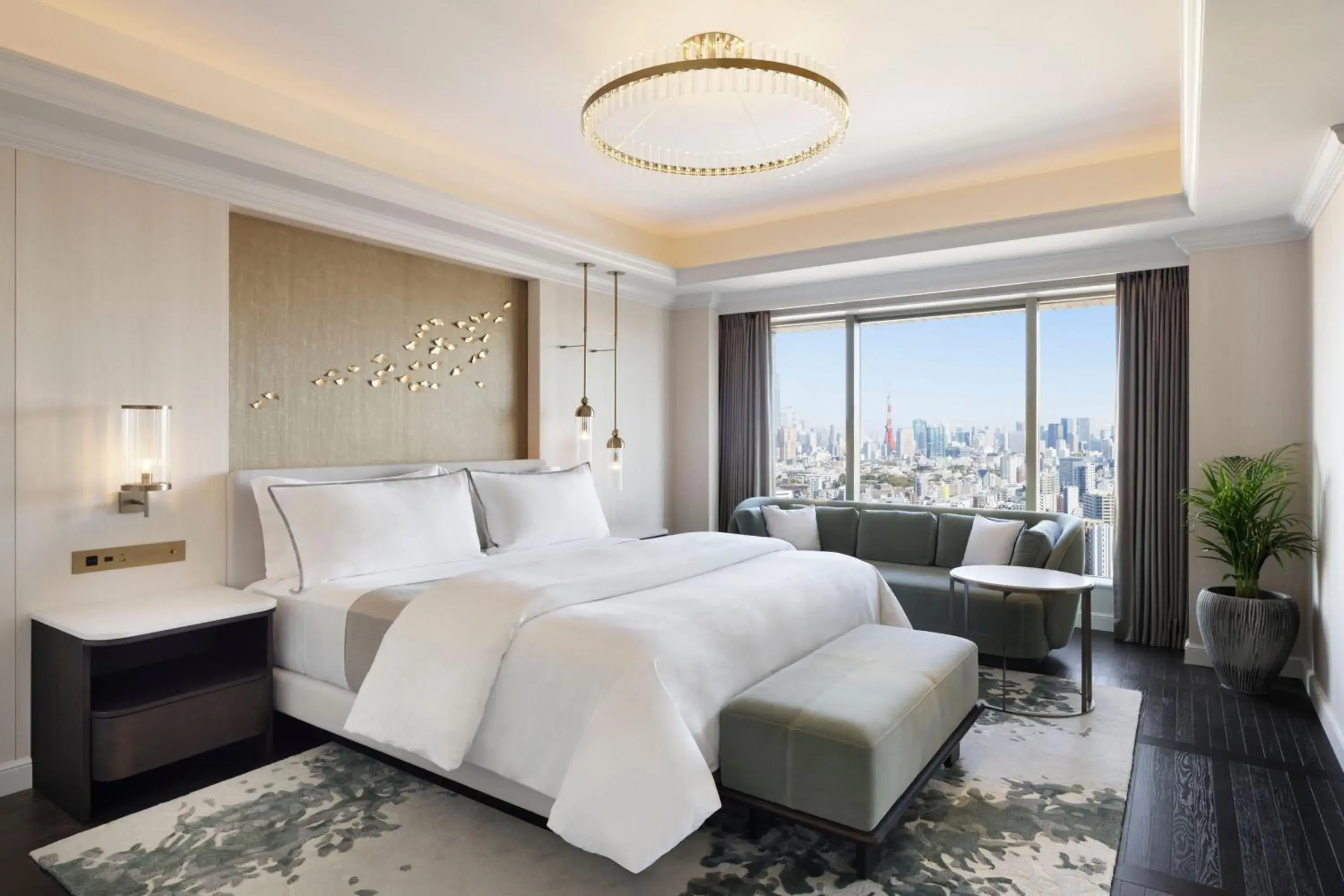 Photo of the whole room, Bed in The Westin Tokyo