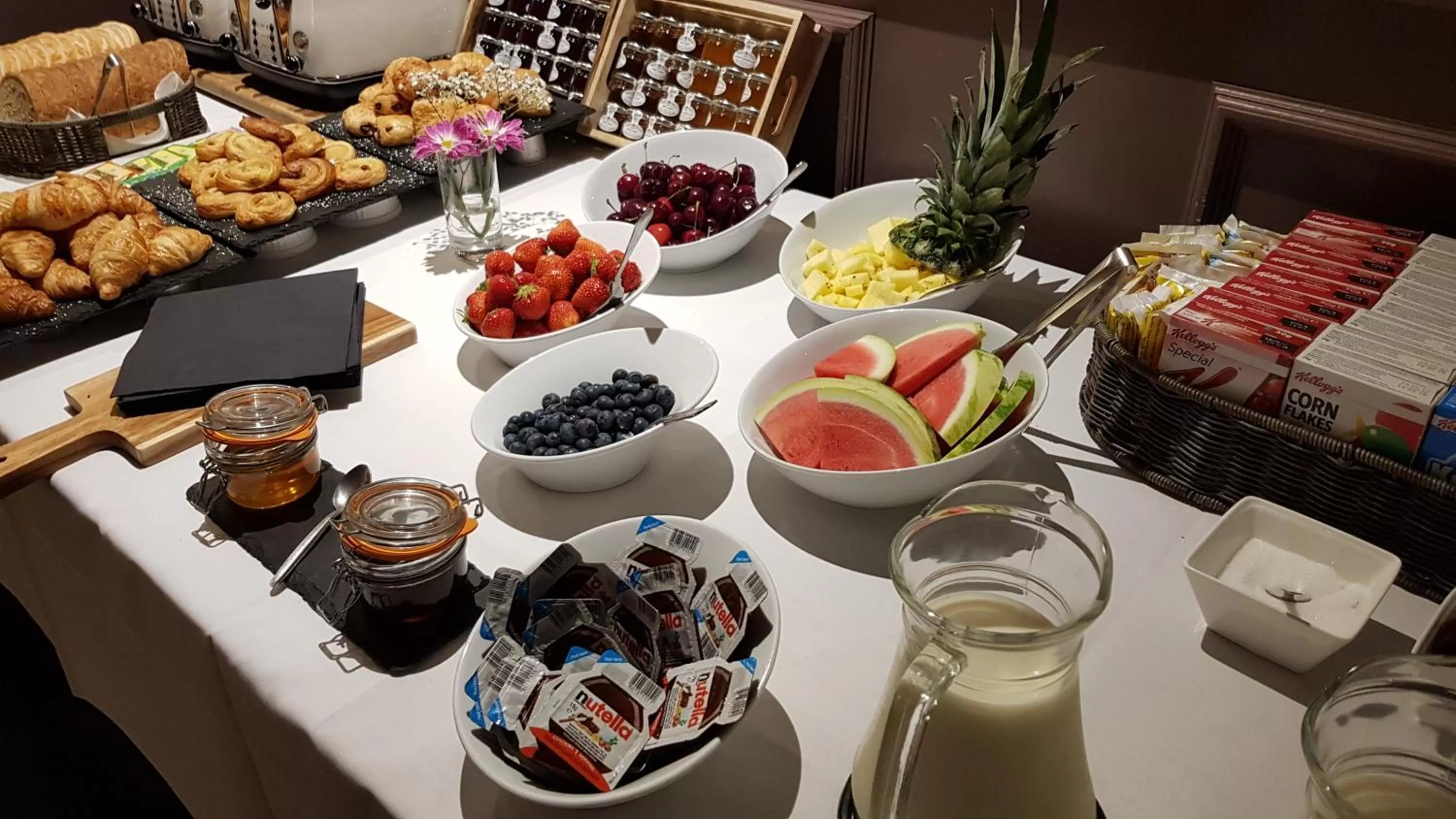 Breakfast in Heywood Spa Hotel