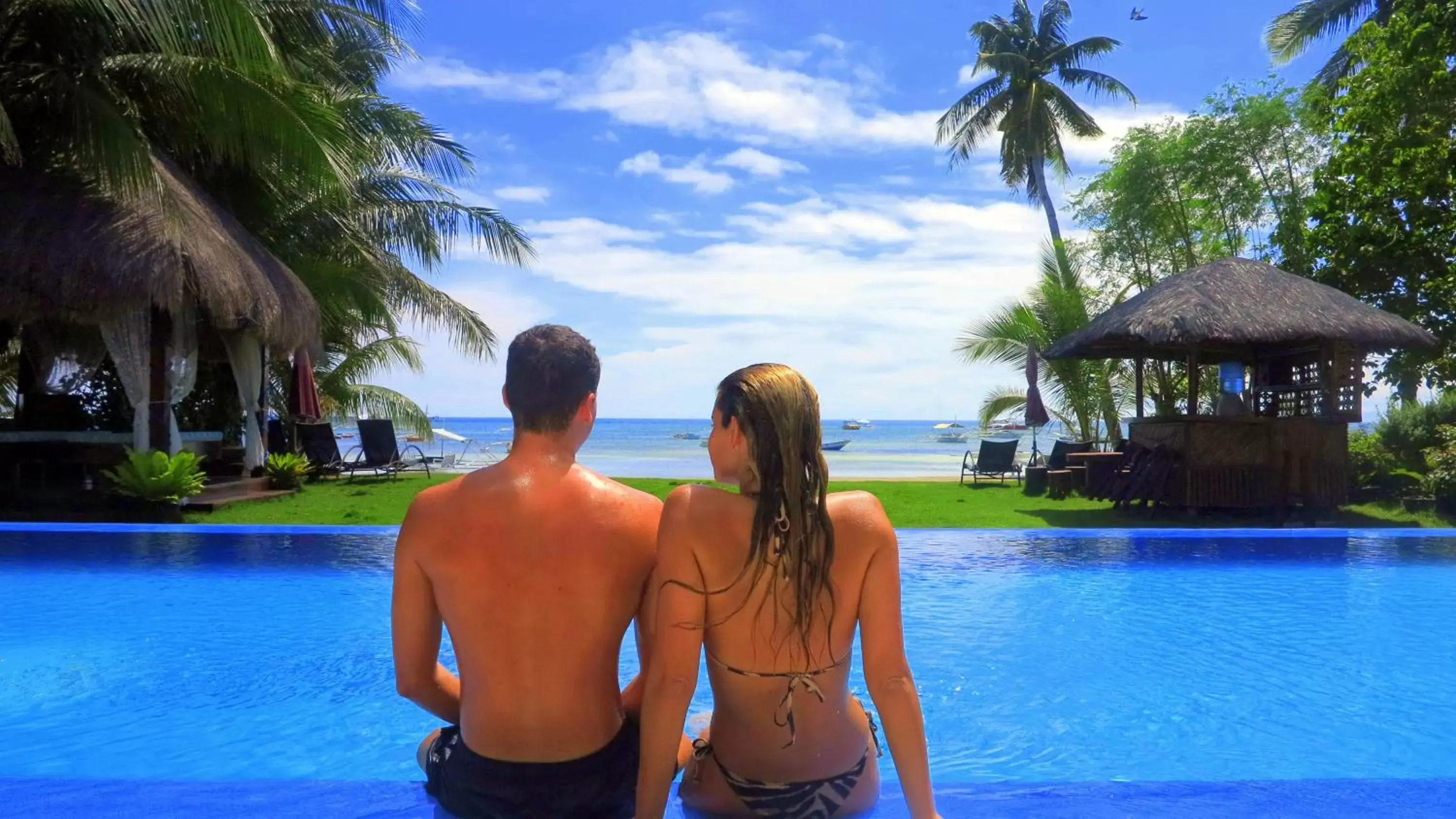 Swimming Pool in Bohol South Beach Hotel