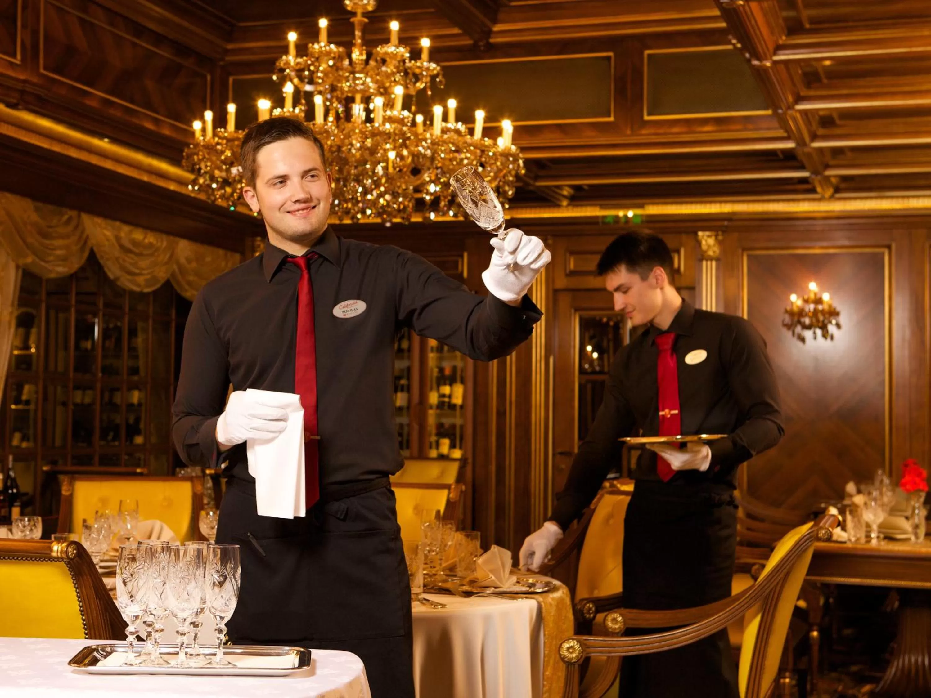 Restaurant/places to eat in Imperial Hotel & Restaurant