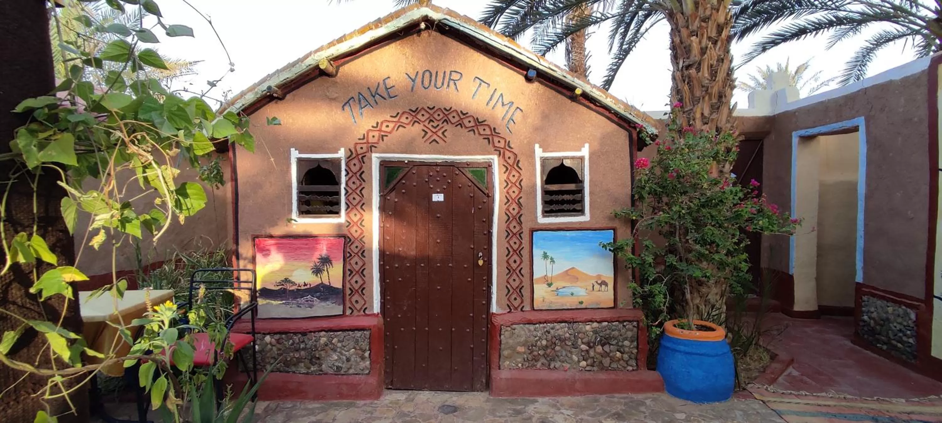 Budget Twin Room - single occupancy in Prends Ton Temps