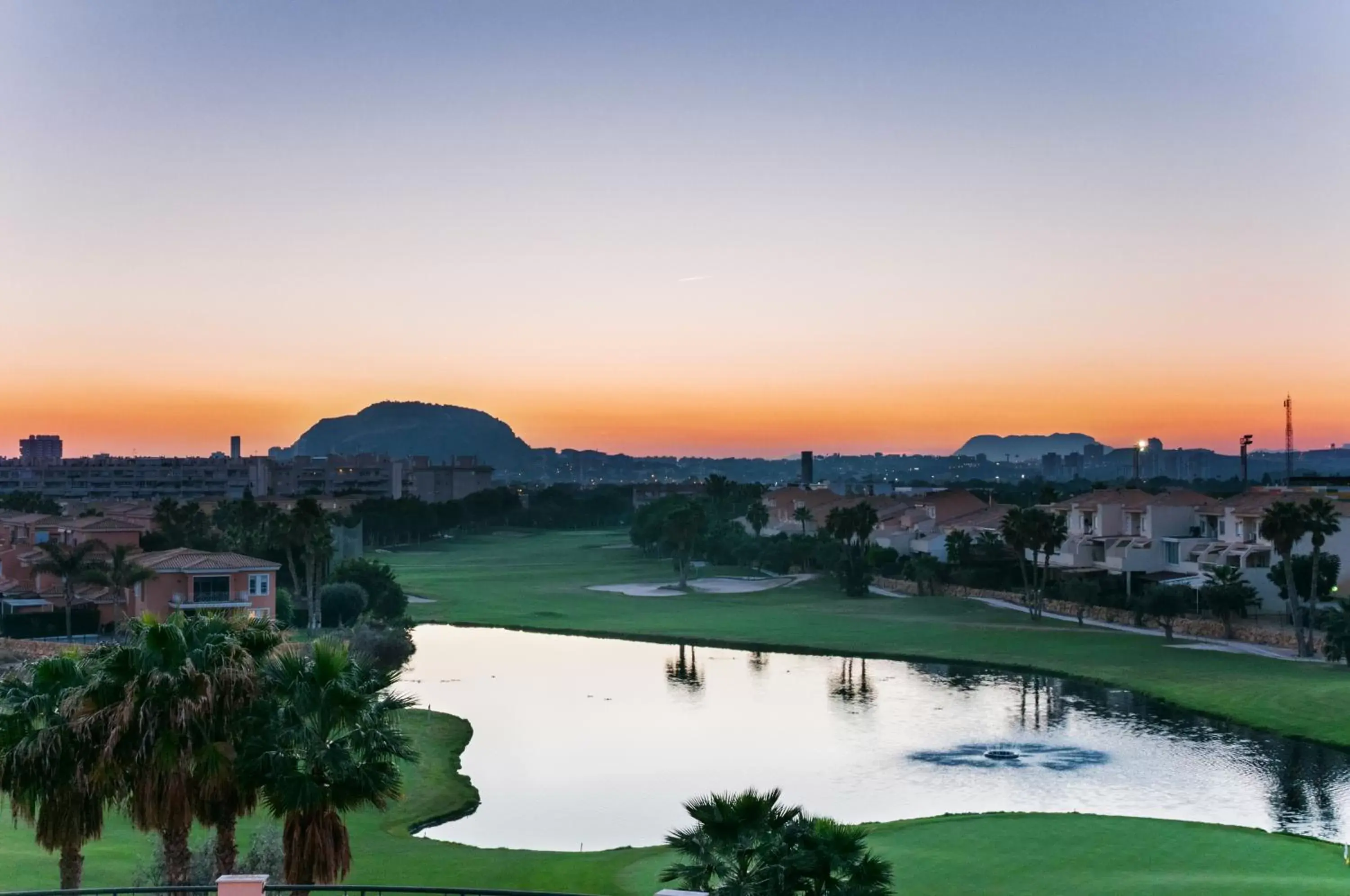 Lounge or bar in Hotel Alicante Golf