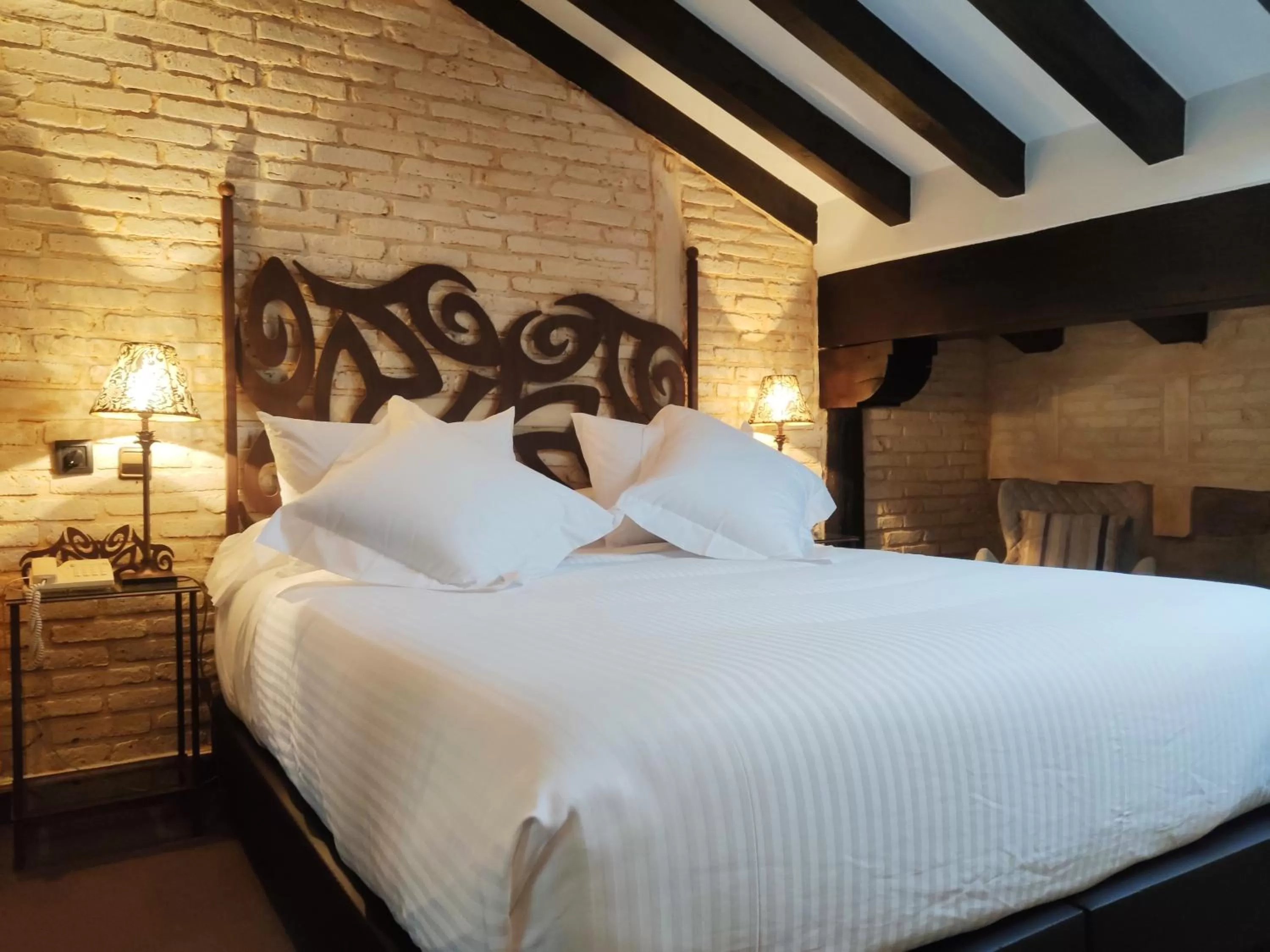 Photo of the whole room, Bed in Hotel Casa del Marqués