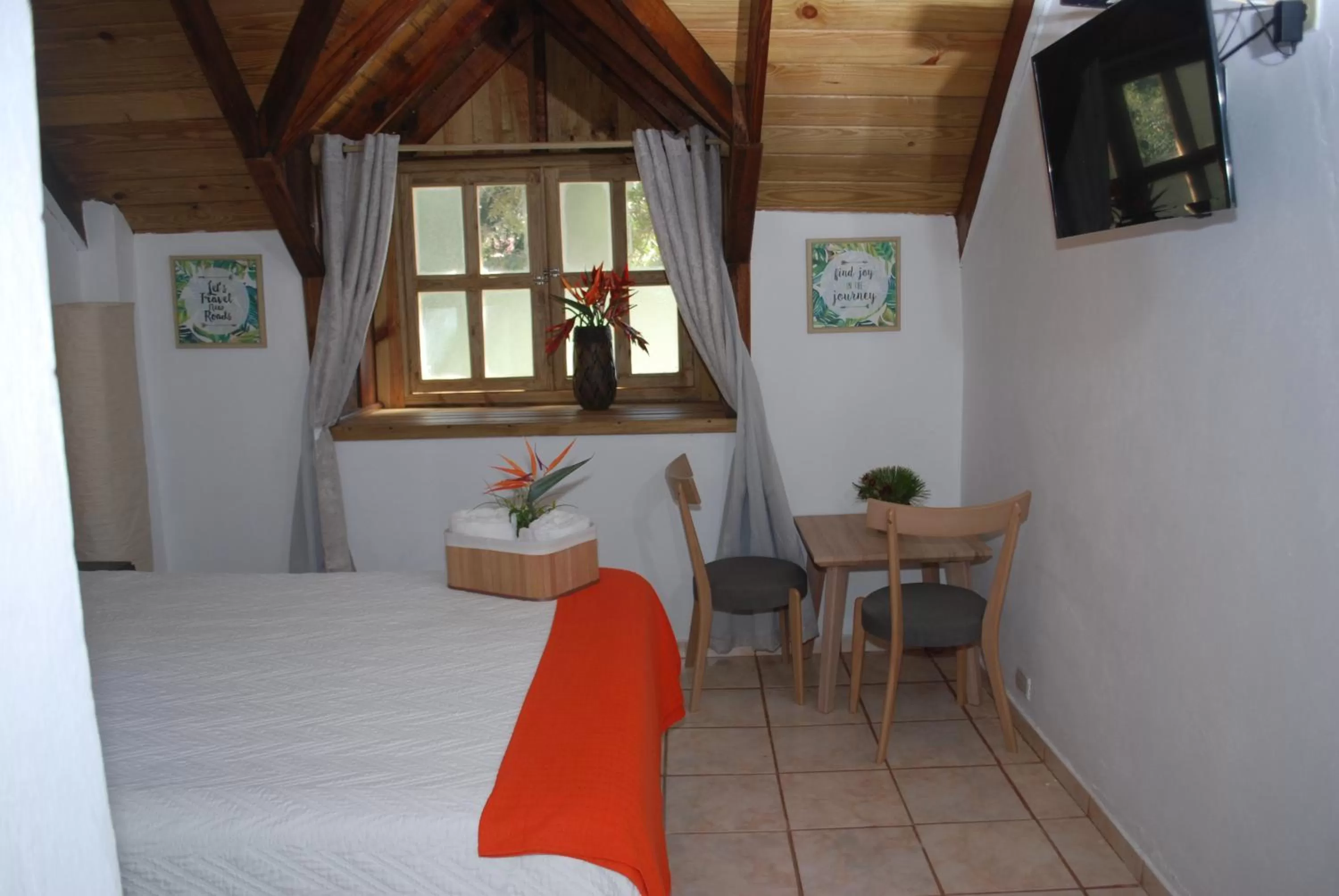 Other, Bed in Hotel Rancho Constanza & Cabañas de la Montaña