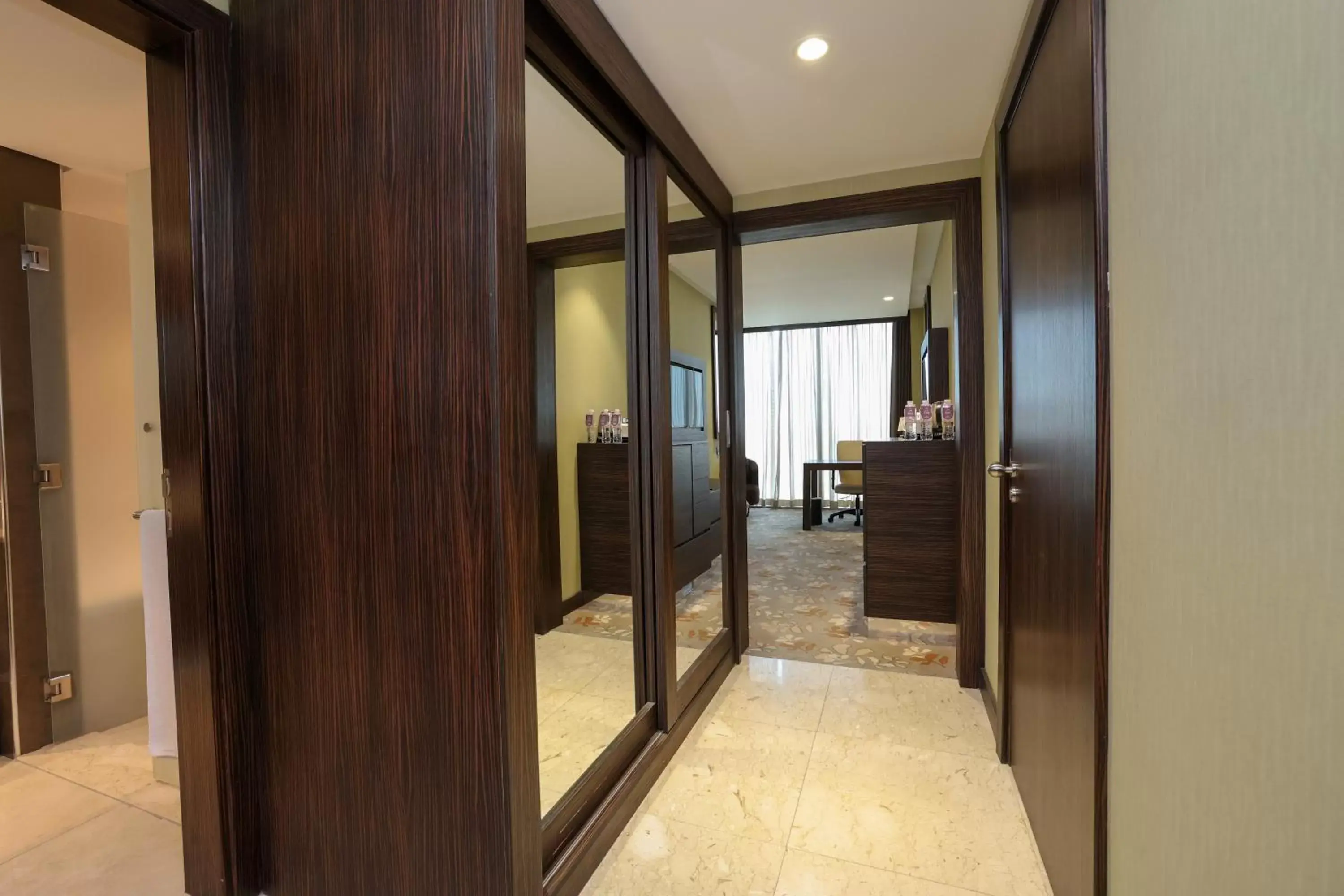 Bed in Crowne Plaza Kuwait Al Thuraya City by IHG Bed in Crowne Plaza Kuwait Al Thuraya City by IHG