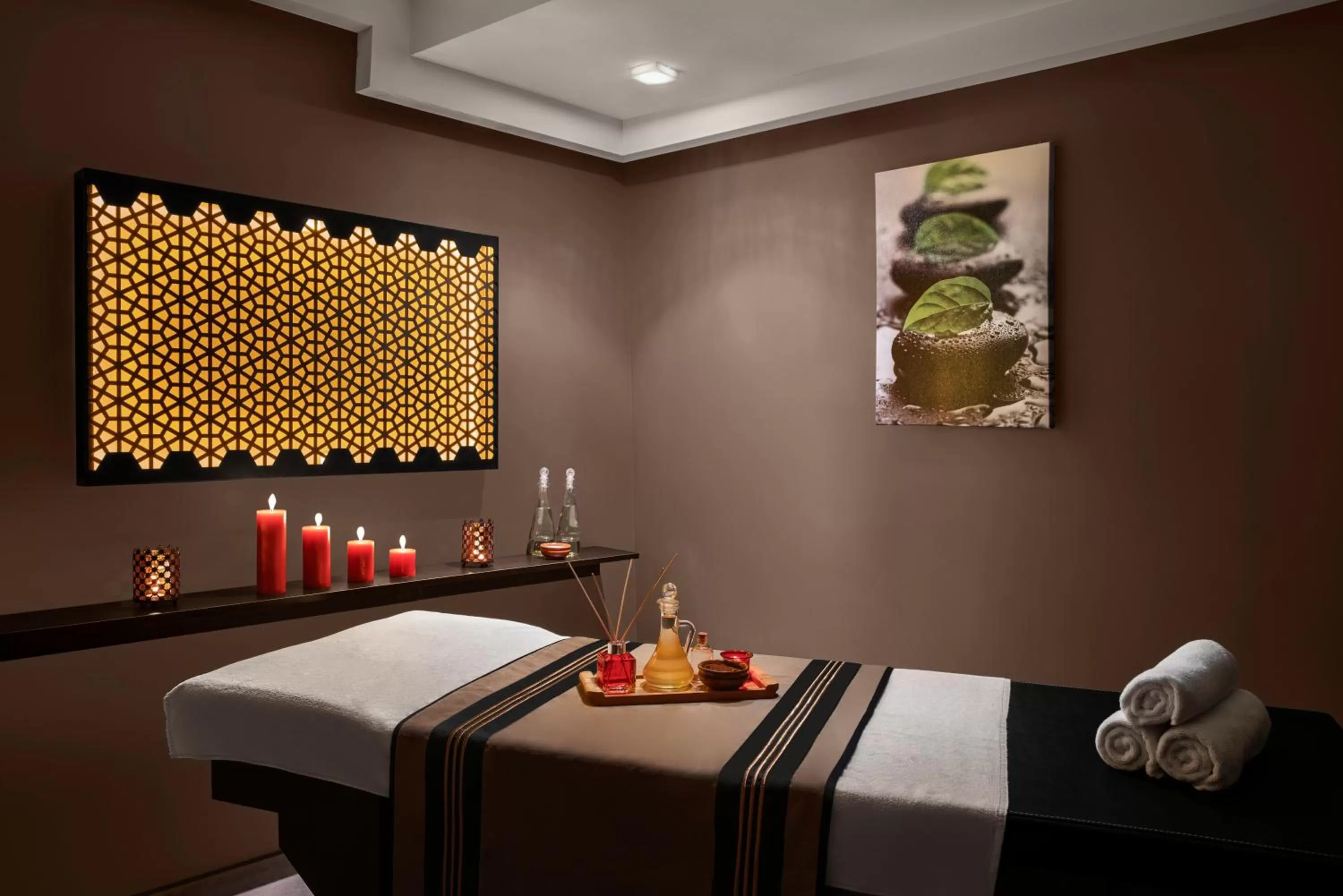 Massage in AKKA Lush Hotel Taksim