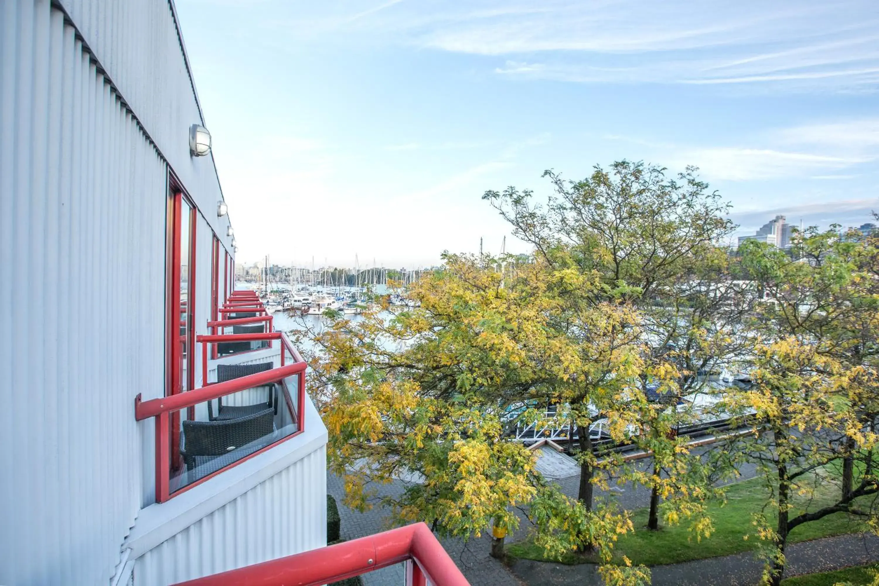 View (from property/room), Balcony/Terrace in Granville Island Hotel