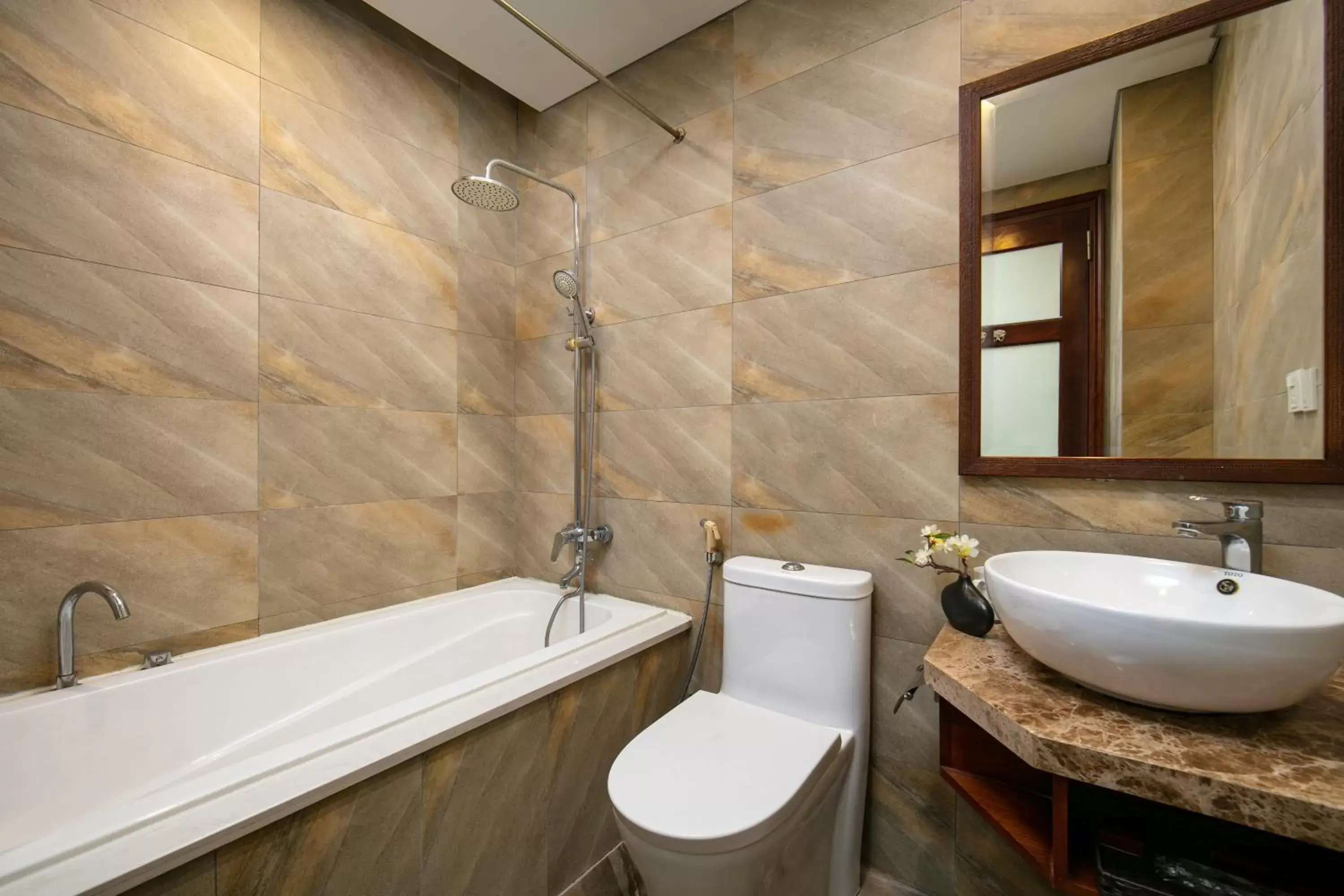 Shower, Bathroom in Midori Boutique Hotel