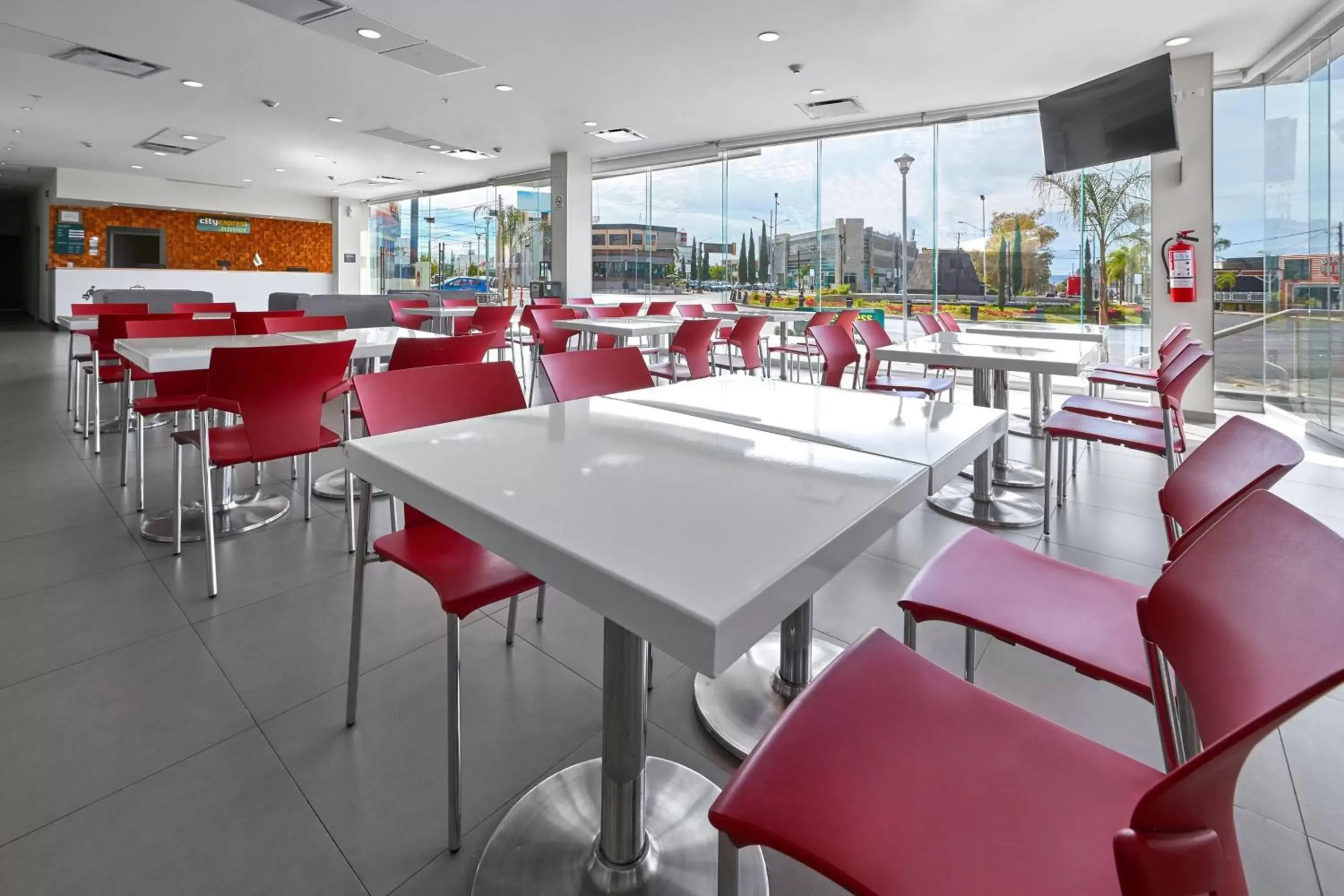 Breakfast, Restaurant/Places to Eat in City Express Junior by Marriott Aguascalientes Centro