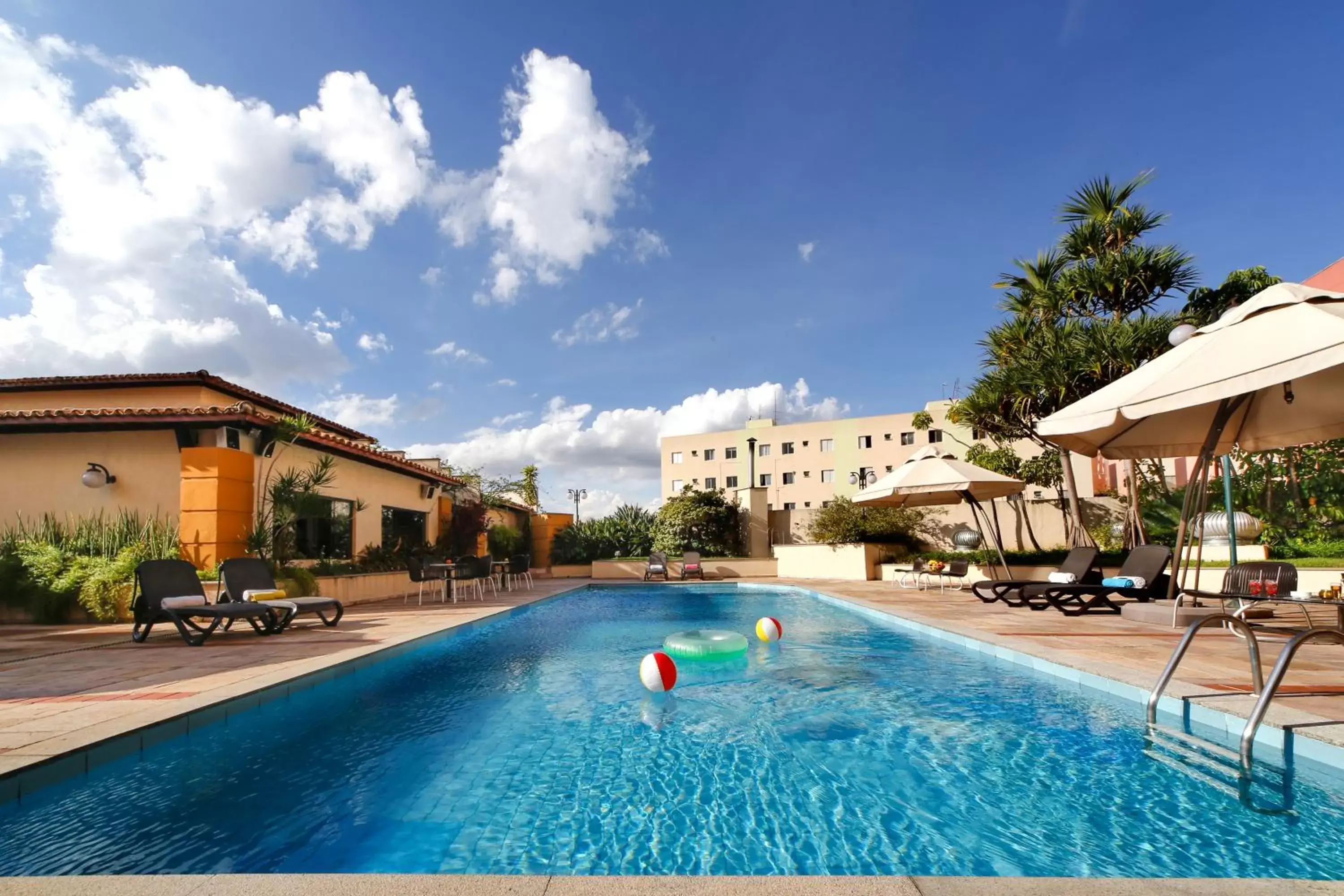 Swimming pool in Sorocaba Park Hotel by Atlantica Swimming pool in Sorocaba Park Hotel by Atlantica