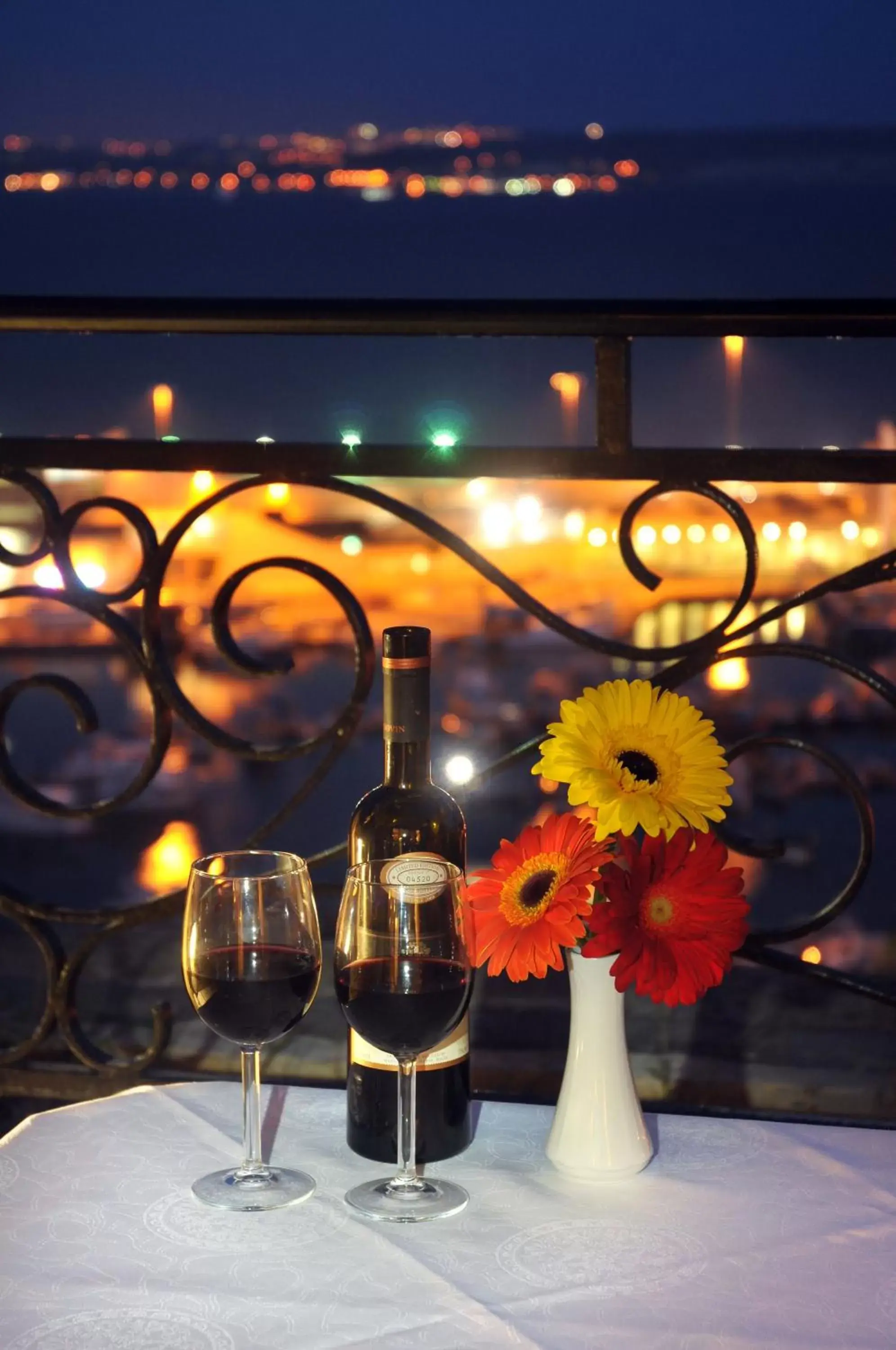 Balcony/Terrace, Drinks in Grand Hotel Gozo