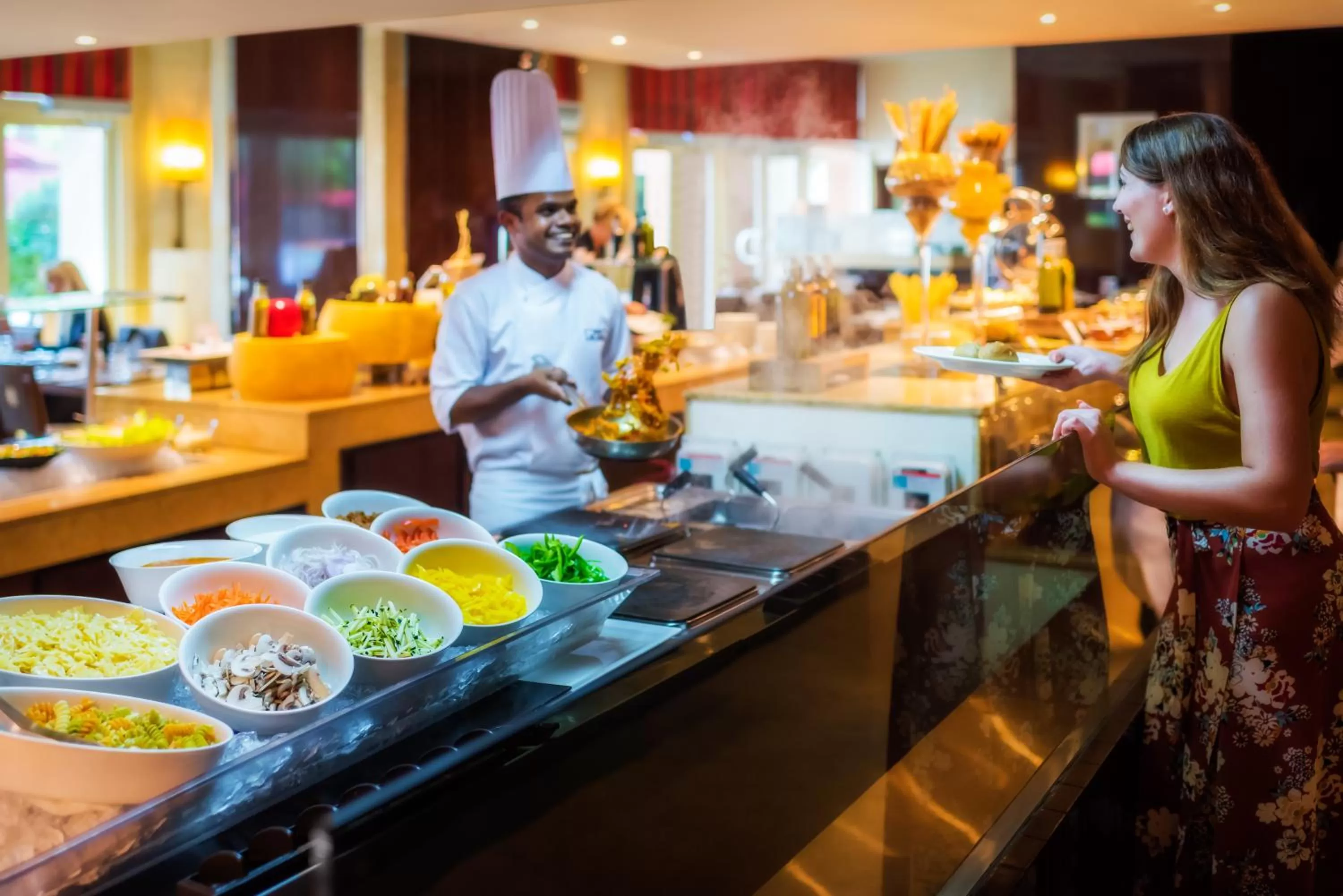 Restaurant/places to eat in Khalidiya Palace Rayhaan by Rotana, Abu Dhabi