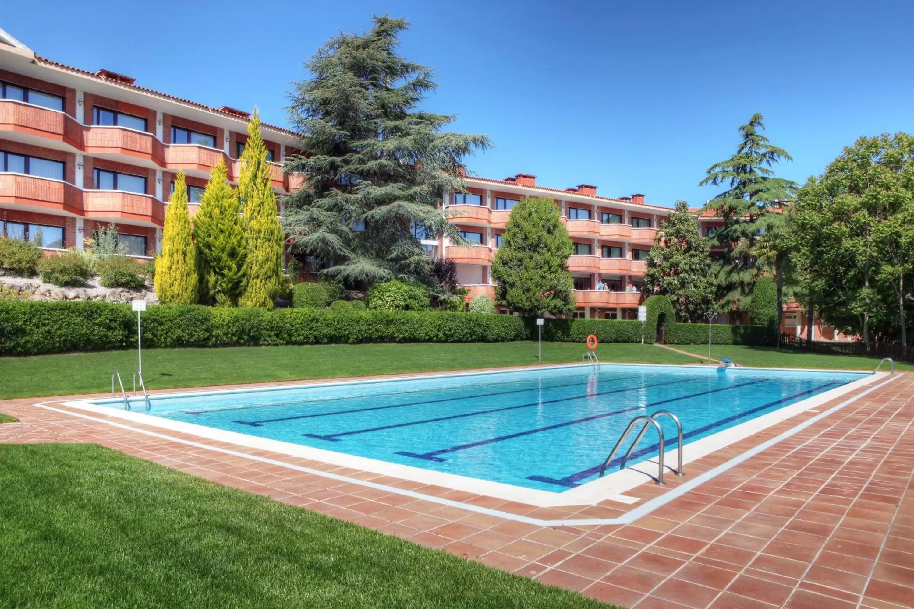 Property building, Swimming Pool in Checkin Montserrat