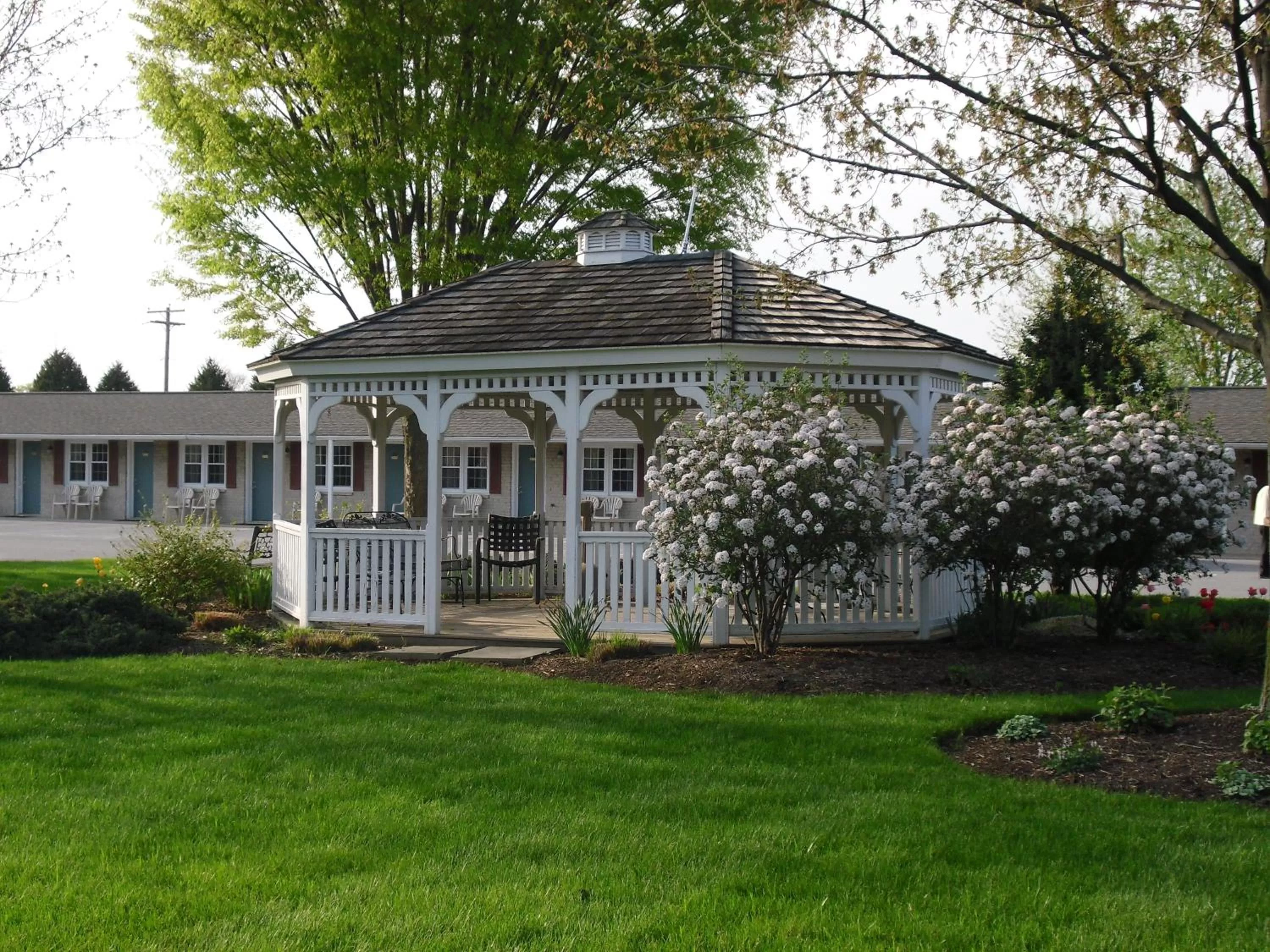 Patio in Travelers Rest Motel