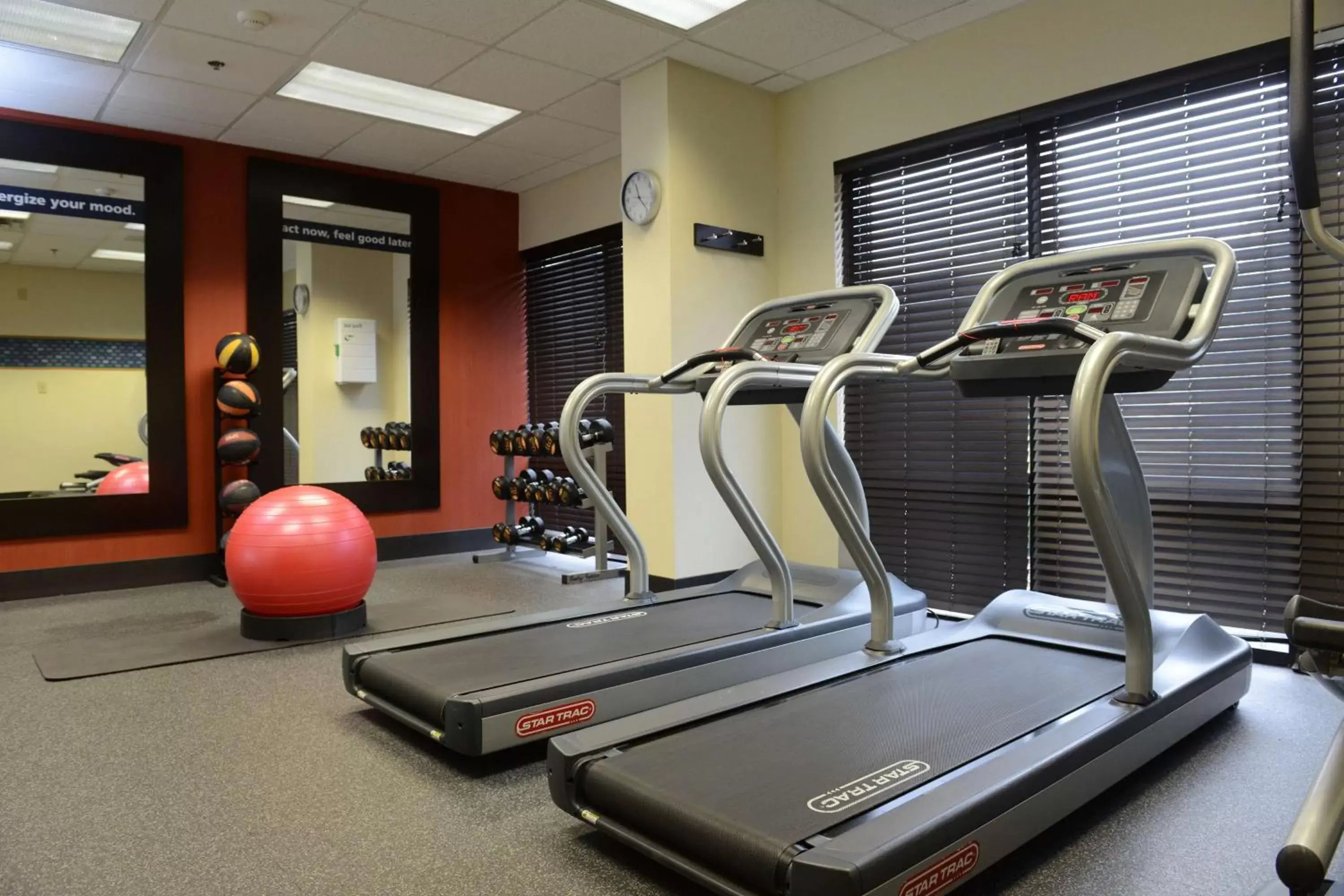 Fitness centre/facilities, Fitness Center/Facilities in Hampton Inn & Suites by Hilton Windsor