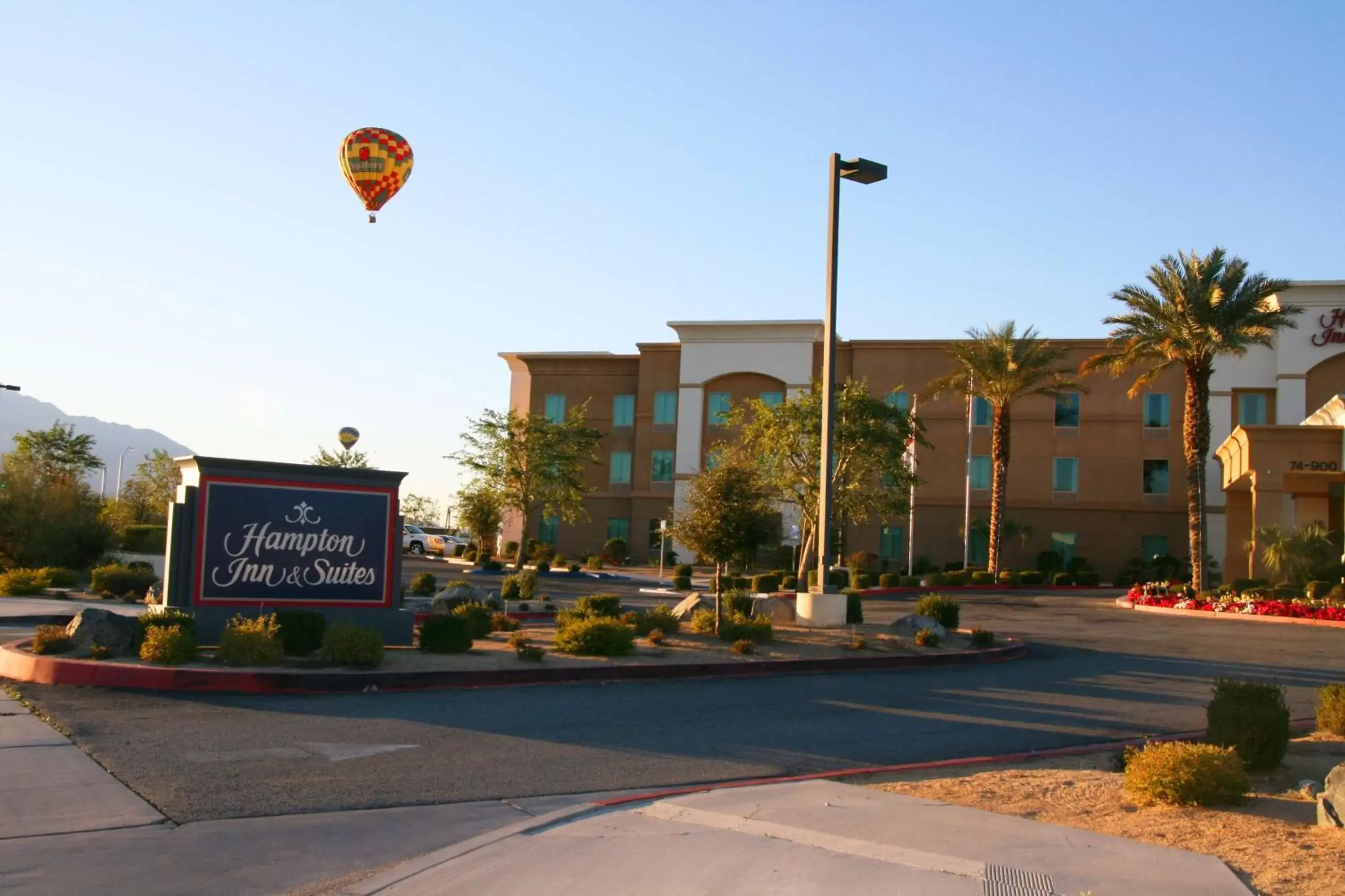 Property Building in Hampton Inn & Suites Palm Desert