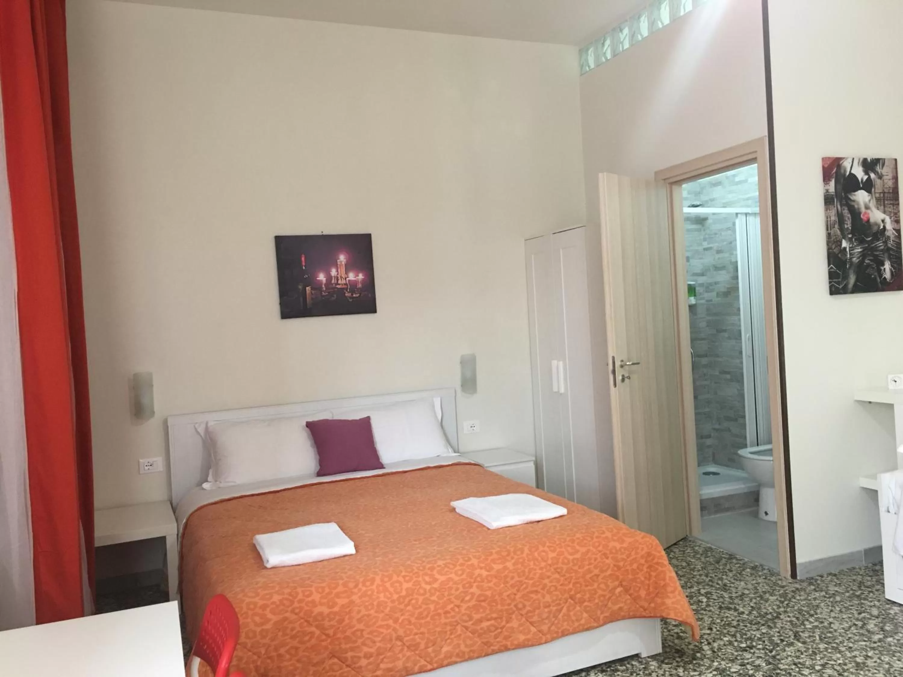 Photo of the whole room, Bed in Aliante B&B