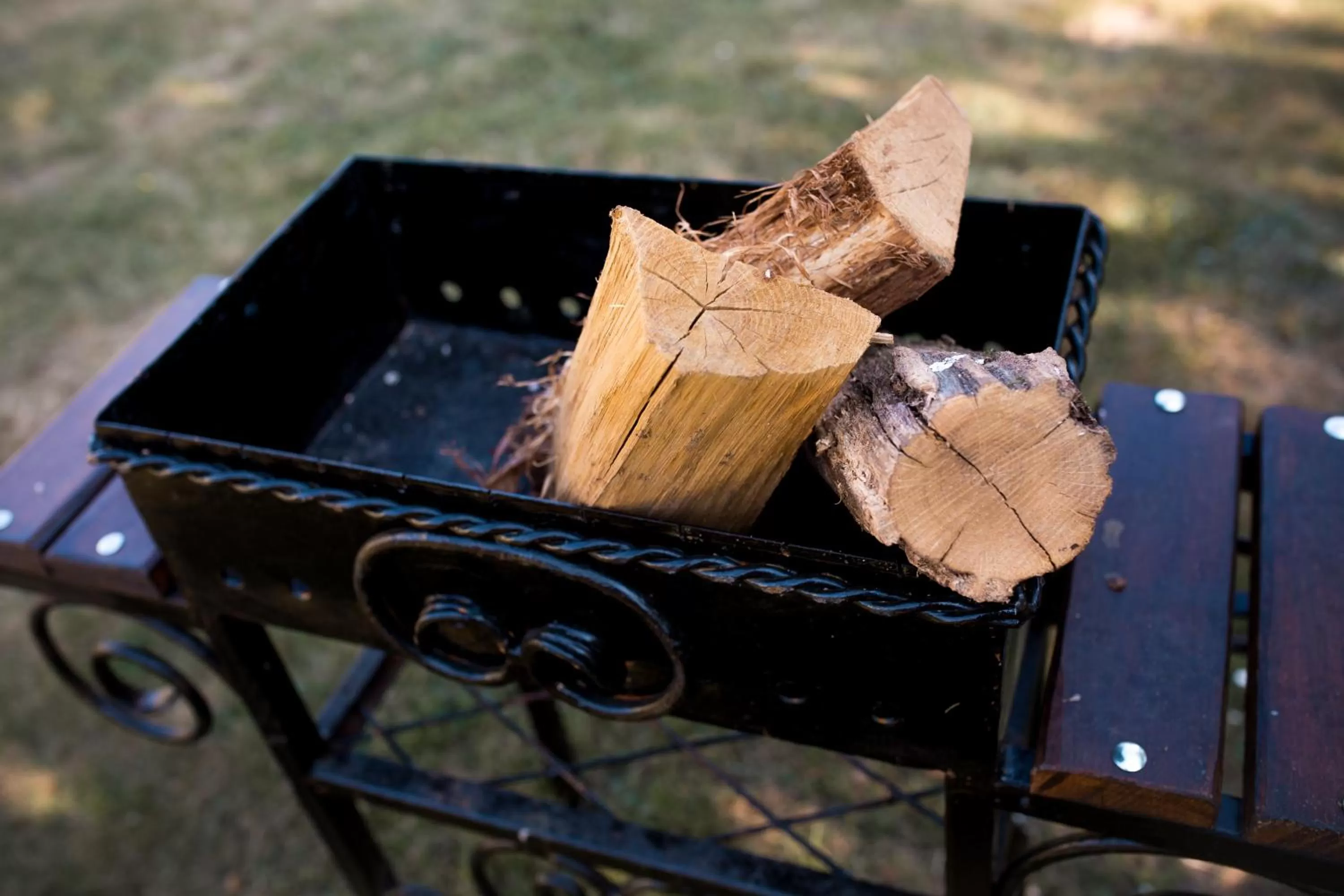 Property building in Fermerska Hata