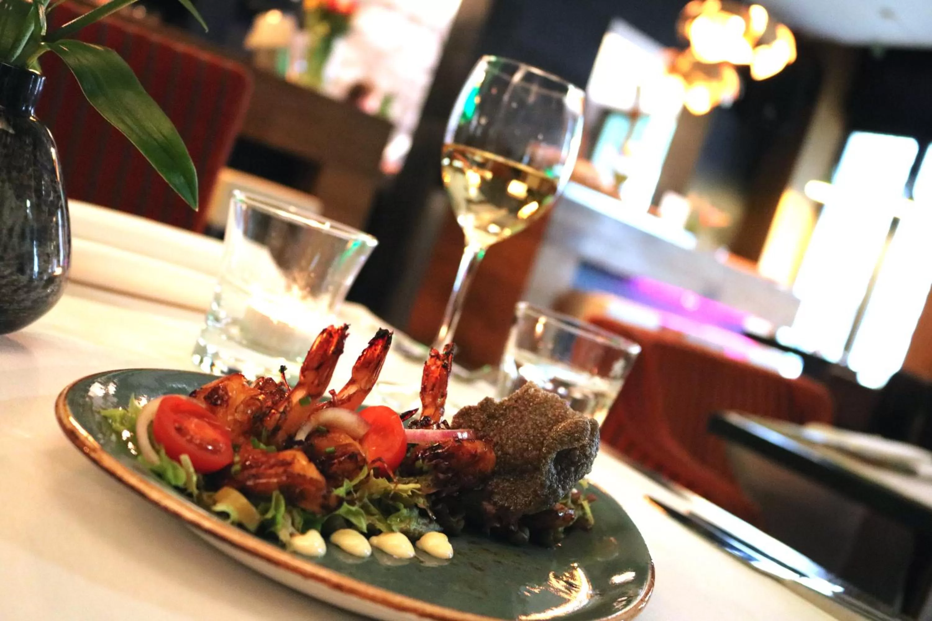 Restaurant/places to eat in Saillant Hotel Maastricht City Centre - Auping Hotel Partner