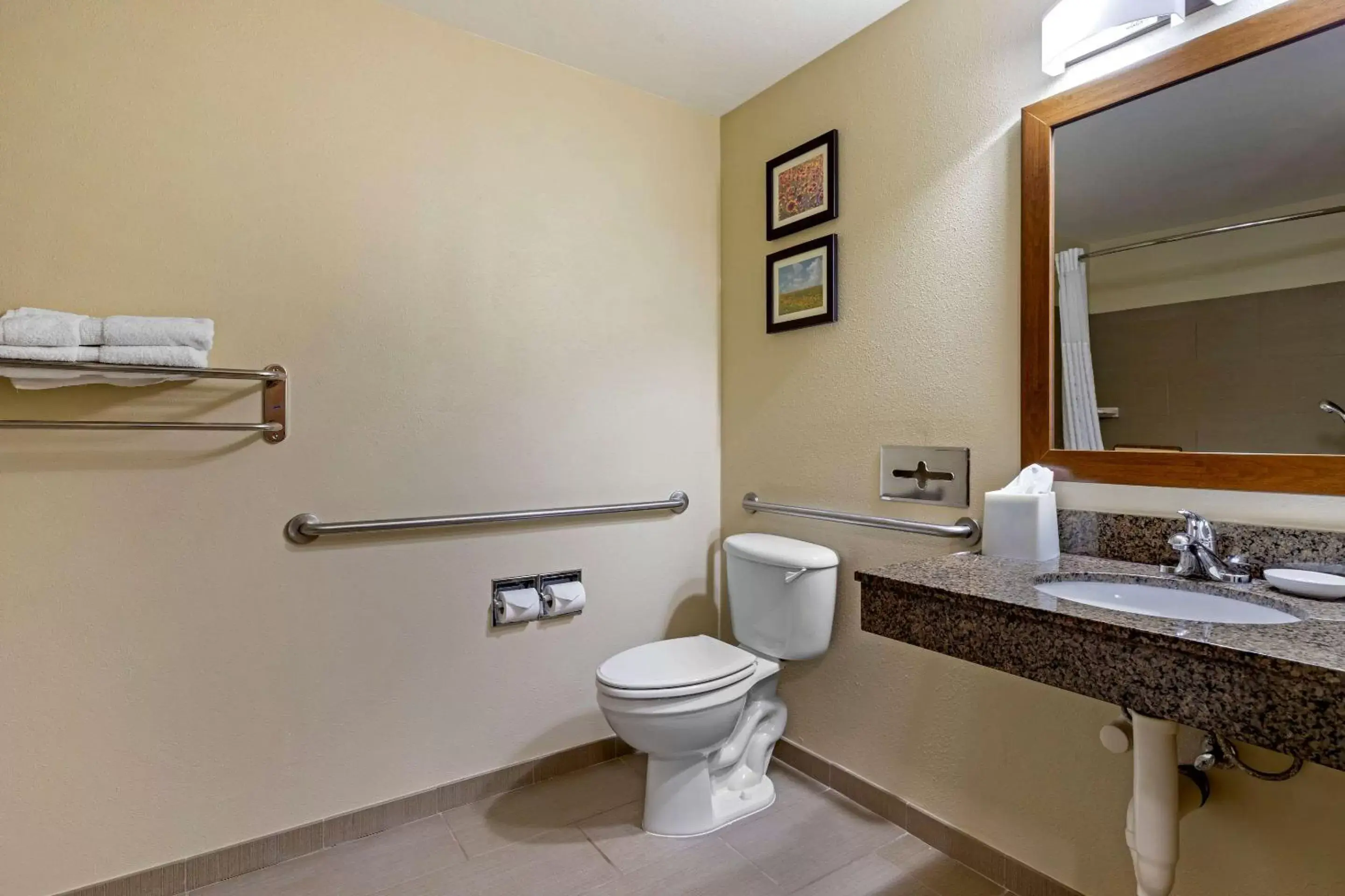 Bathroom in Comfort Inn & Suites Ponca City near Marland Mansion