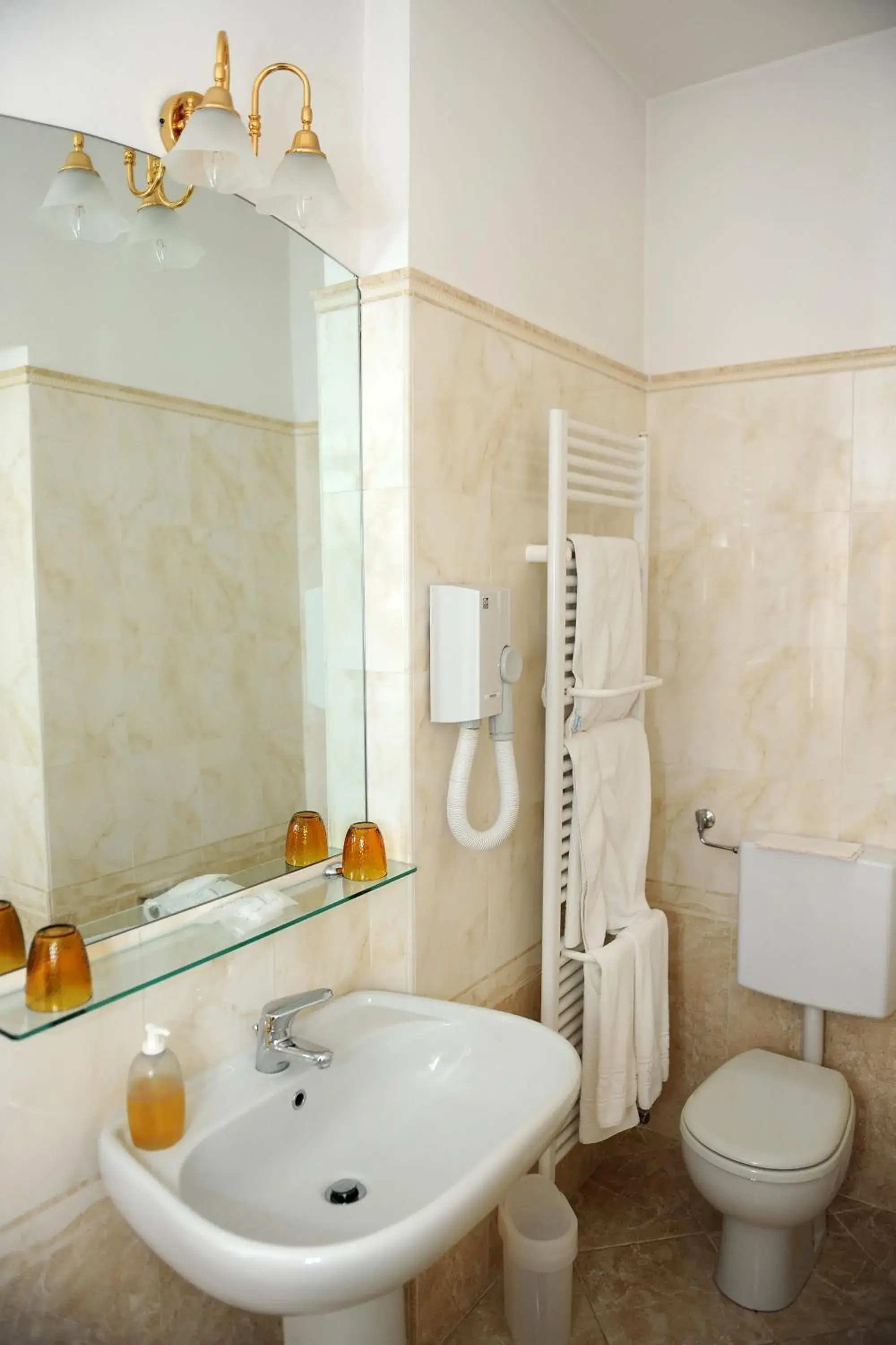 Bathroom in Hotel Acqui & Centro Benessere