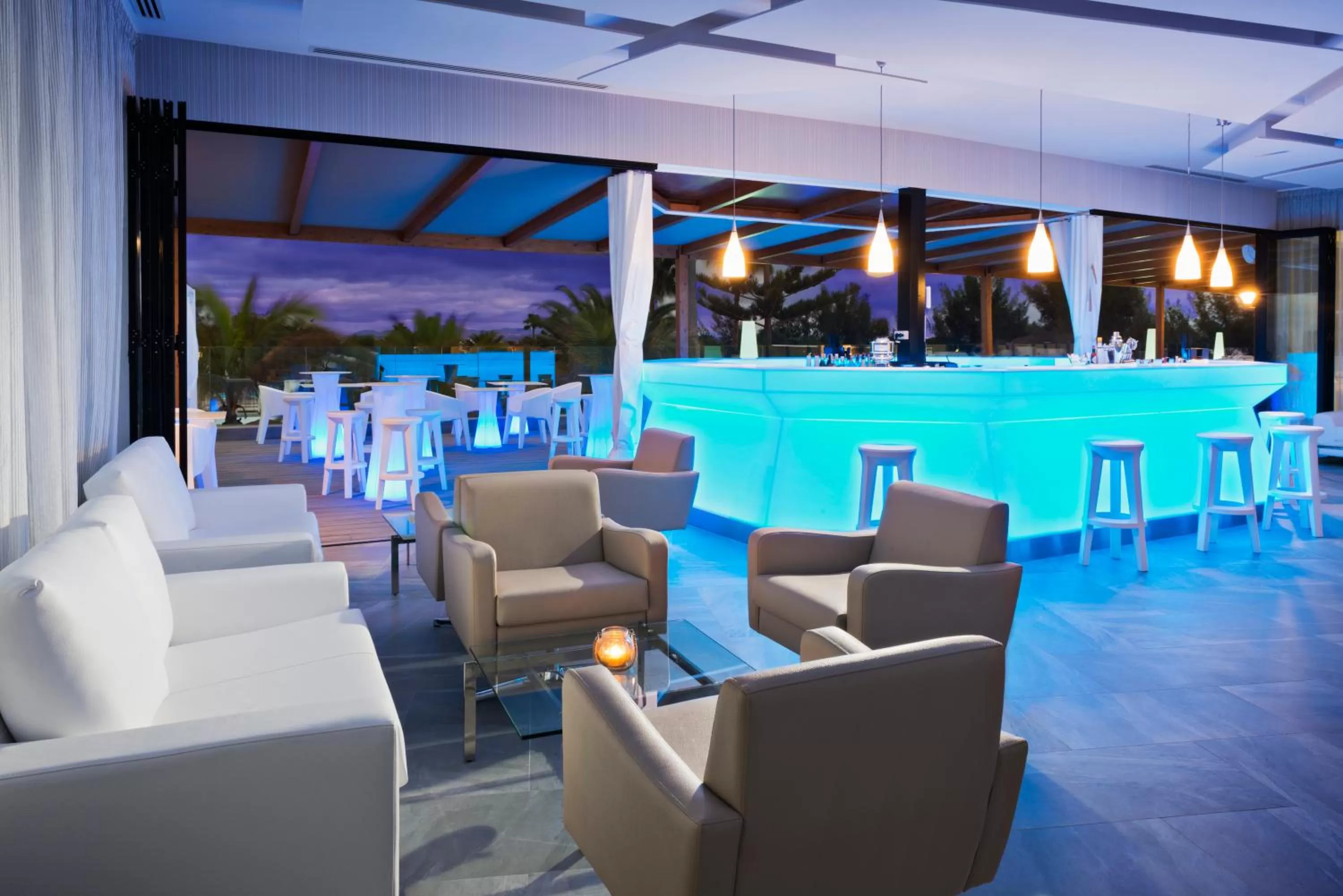 Lounge or bar in Elba Premium Suites - Adults Only