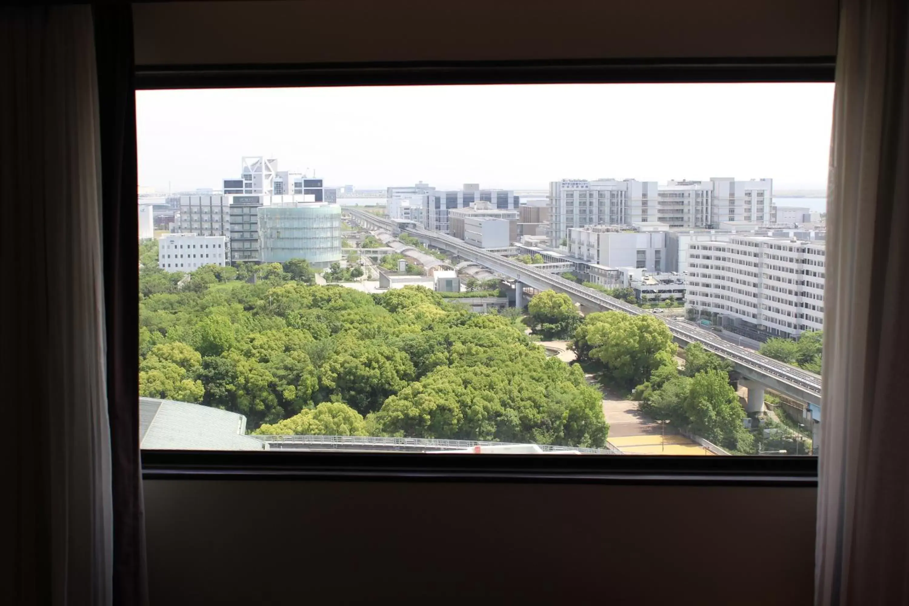 City view in Kobe Portopia Hotel