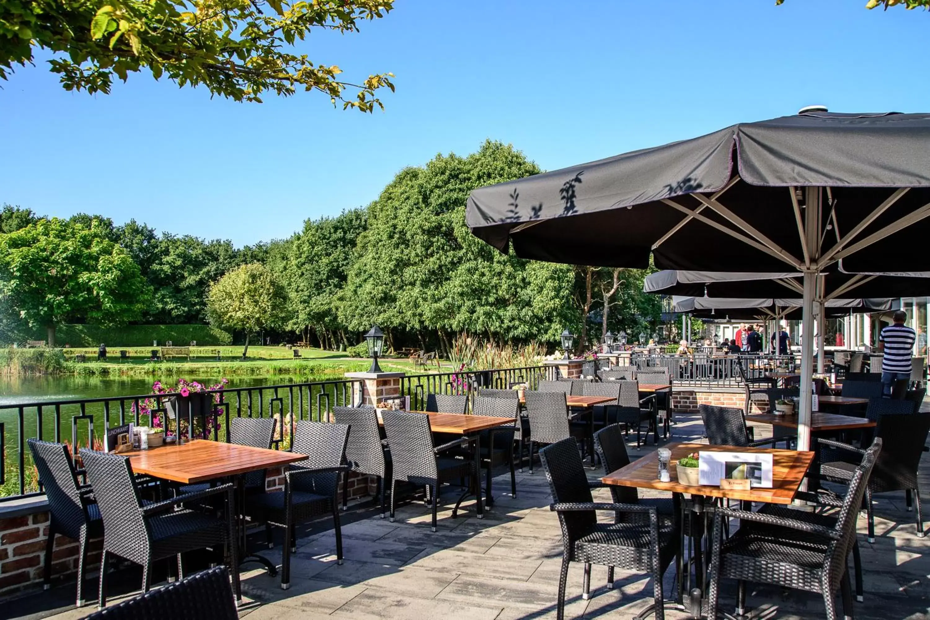 Balcony/Terrace, Restaurant/Places to Eat in Maashof