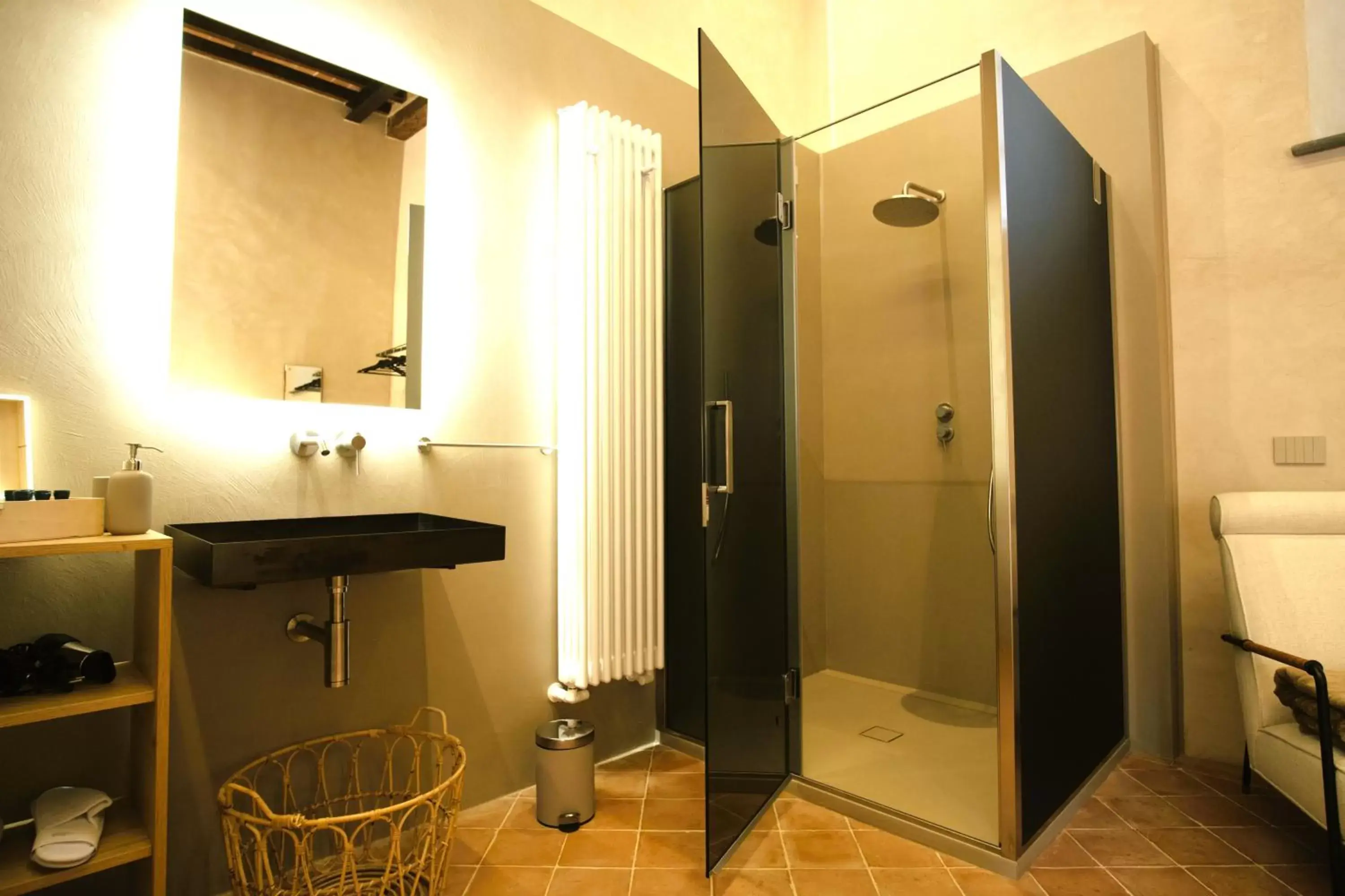 Shower, Bathroom in Badia Giulia Prestigious Historical B&B