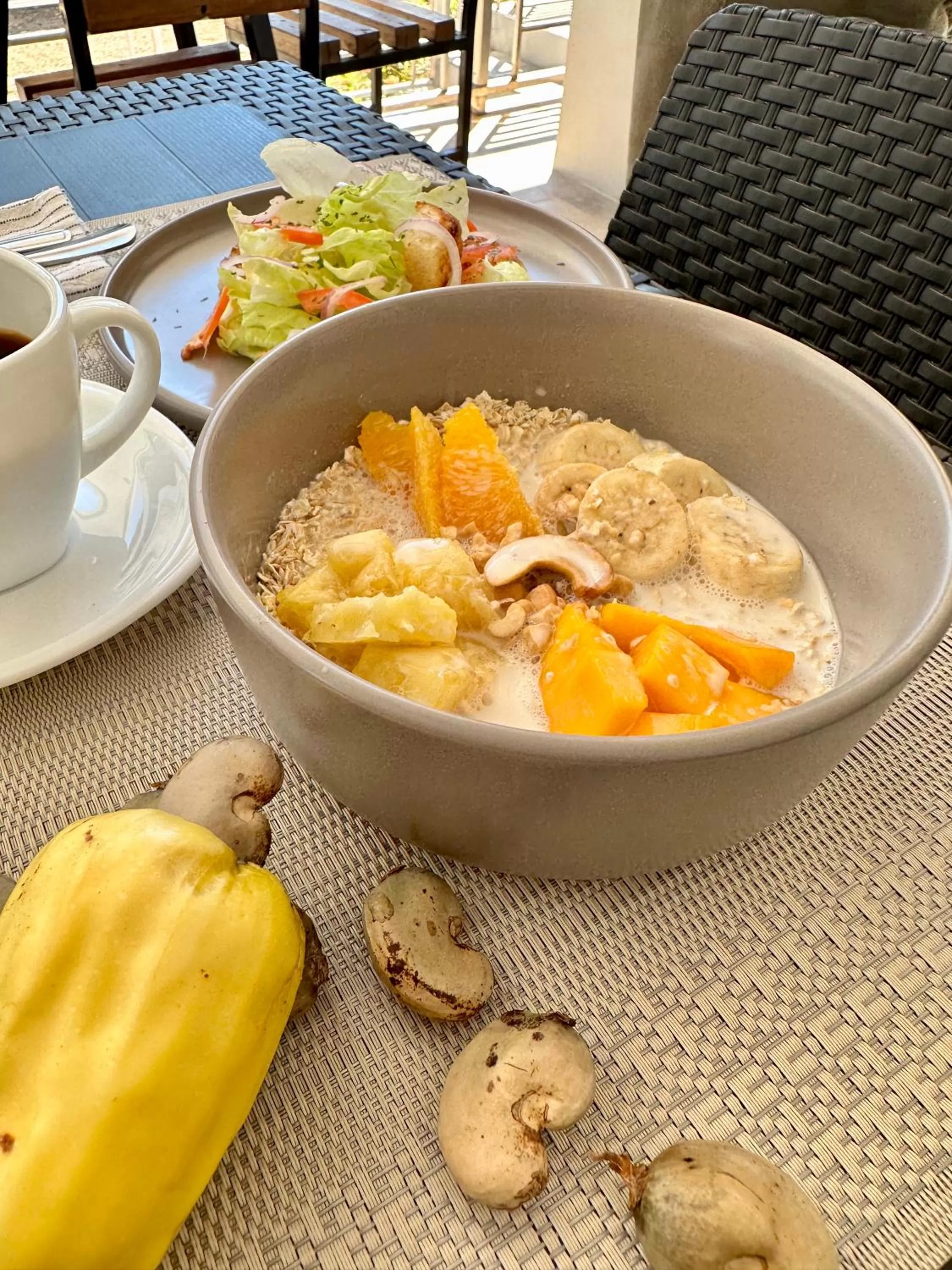 Food and drinks in Harbour Bliss Hotel