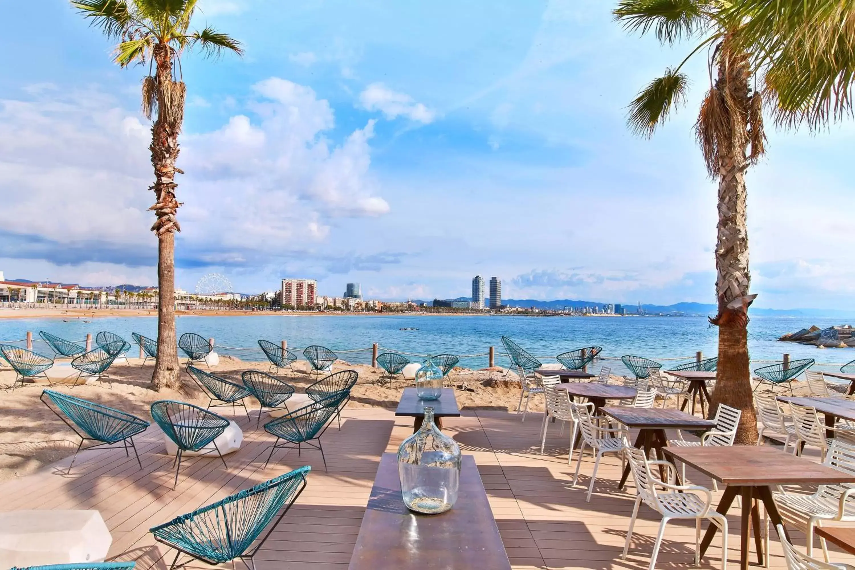 Beach, Restaurant/Places to Eat in W Barcelona