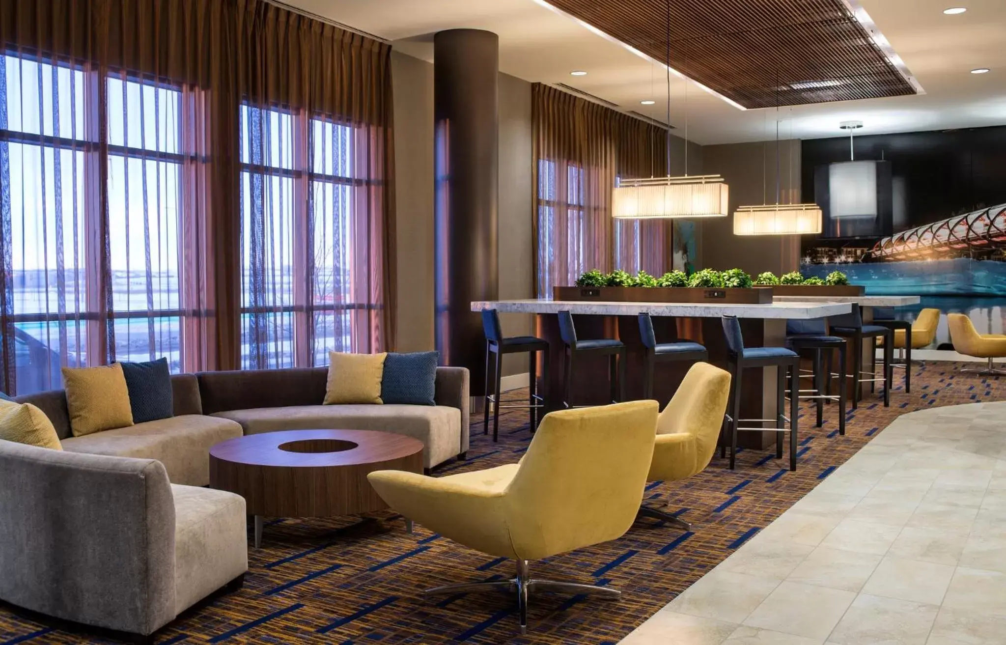 Lobby or reception, Lounge/Bar in Courtyard by Marriott Calgary South