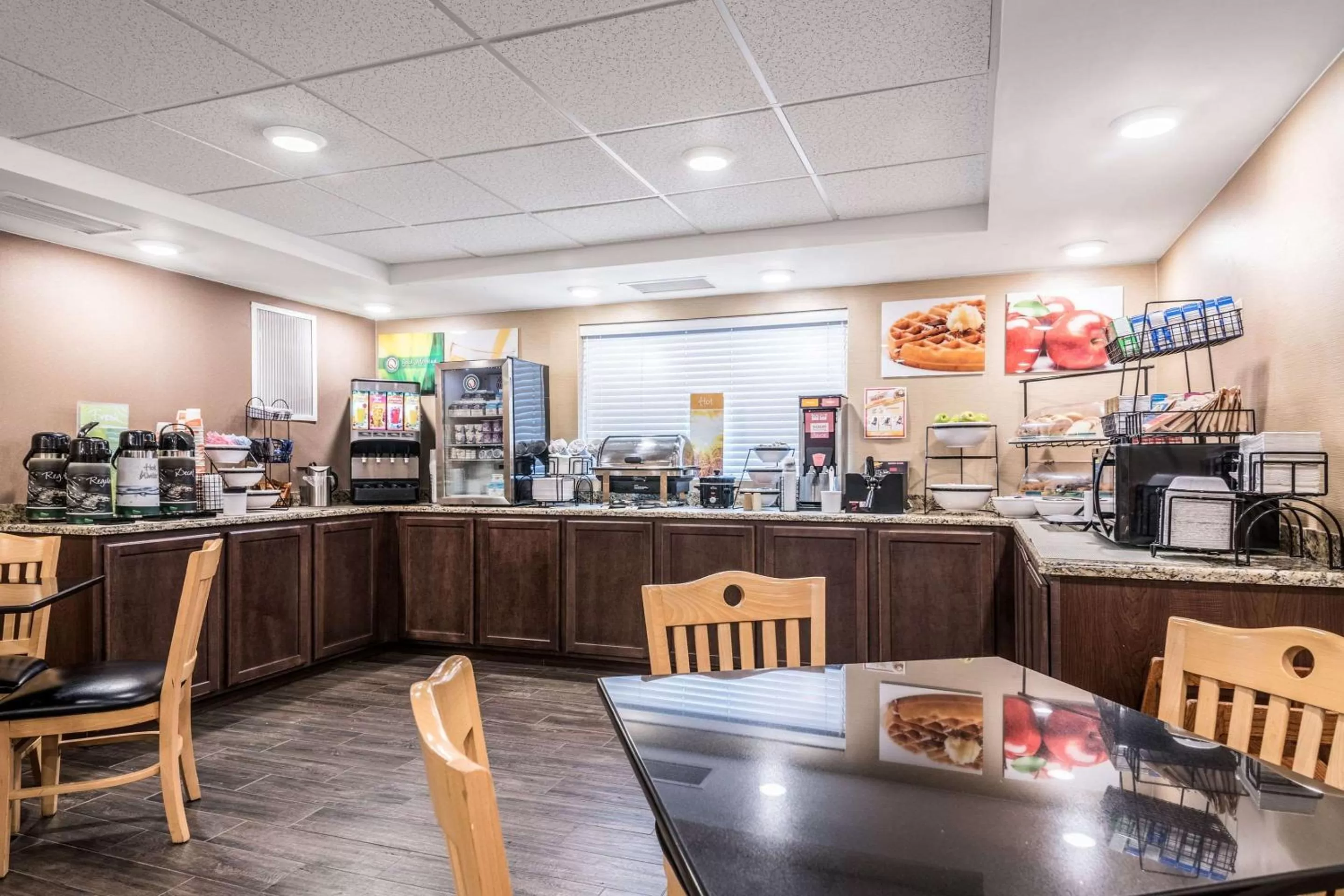 Restaurant/places to eat in Quality Inn Ithaca - University Area