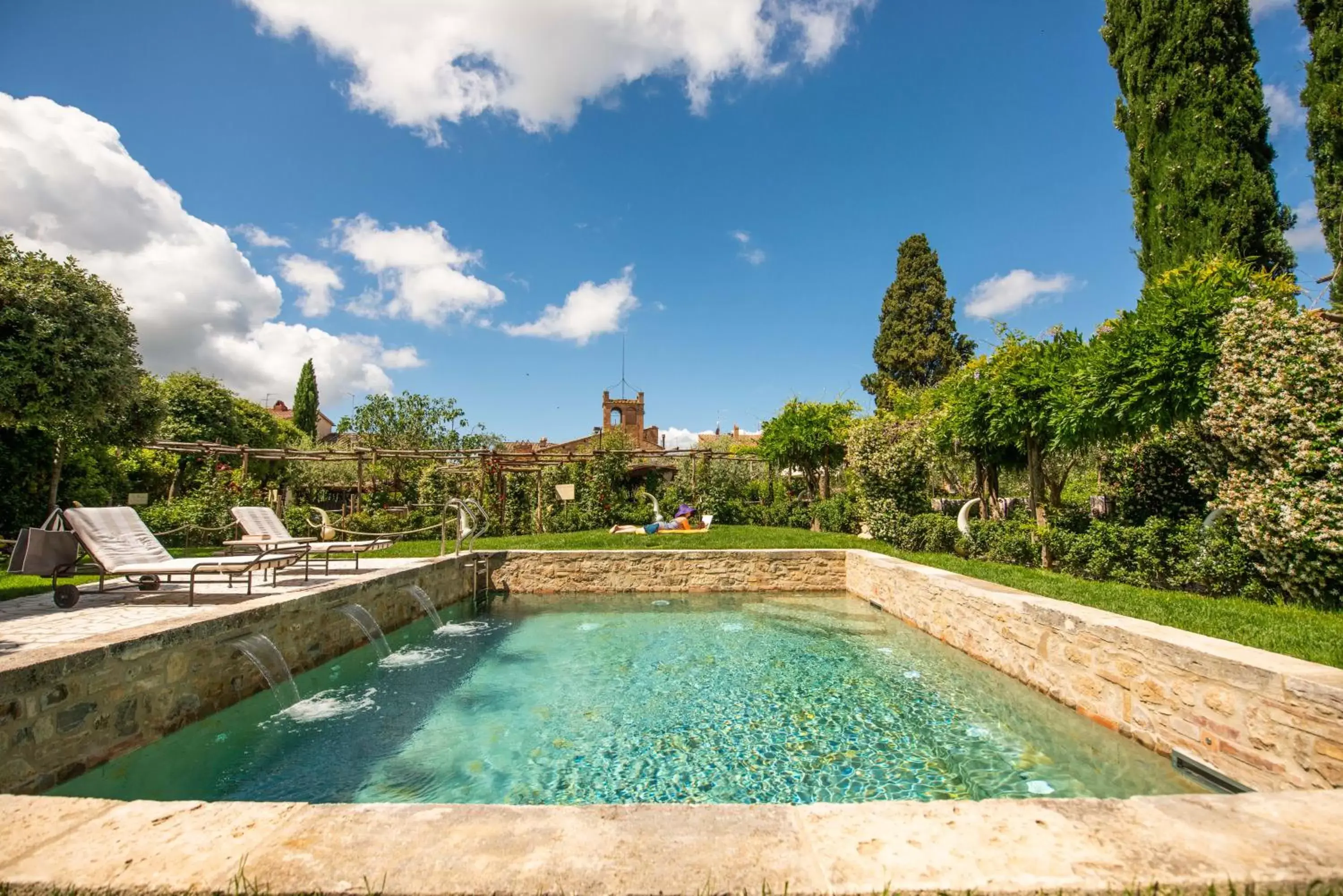 Solarium, Swimming Pool in PALAZZO DEL CAPITANO Wellness & Relais - Luxury Borgo Capitano Collection